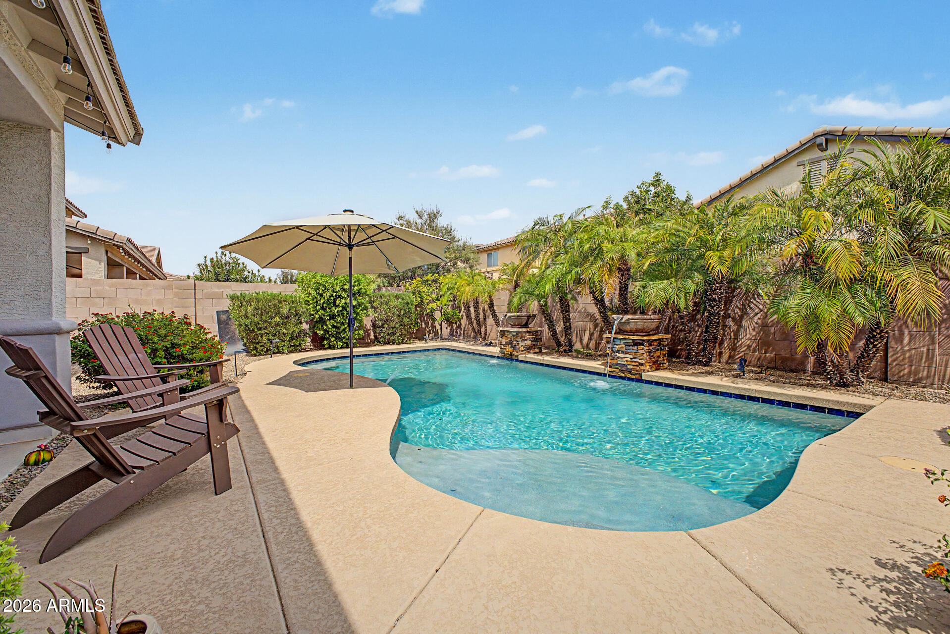 2560 E COCONINO Way