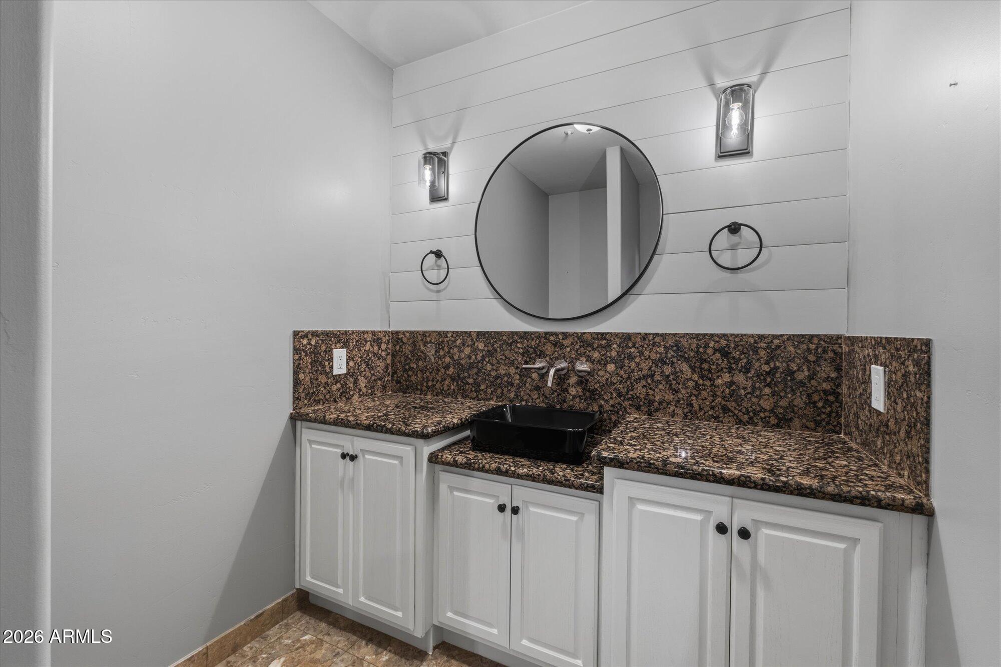 1304 E VILLA THERESA Drive
