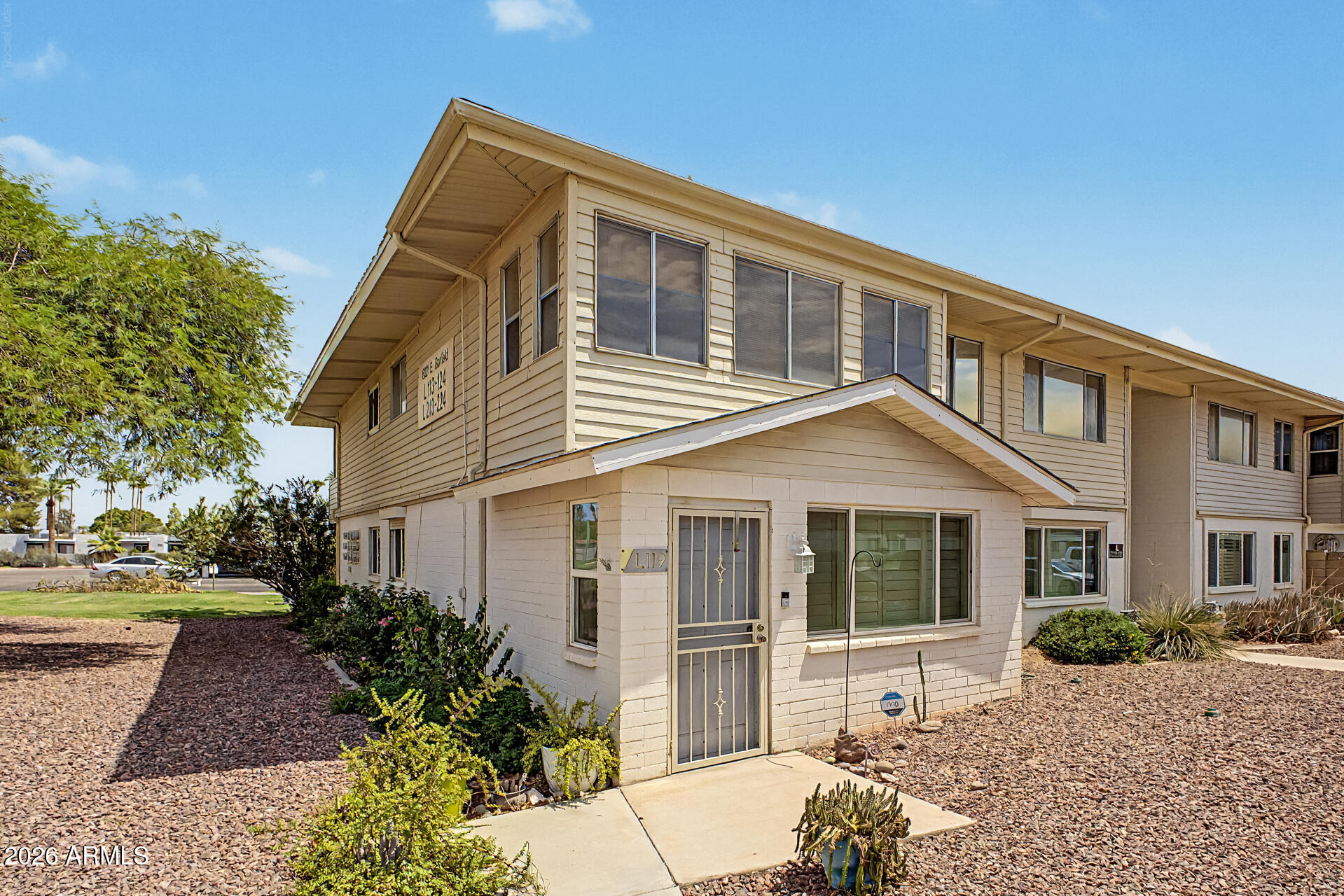 8221 E GARFIELD Street L119