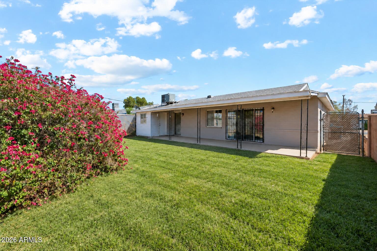 3408 W LAUREL Lane