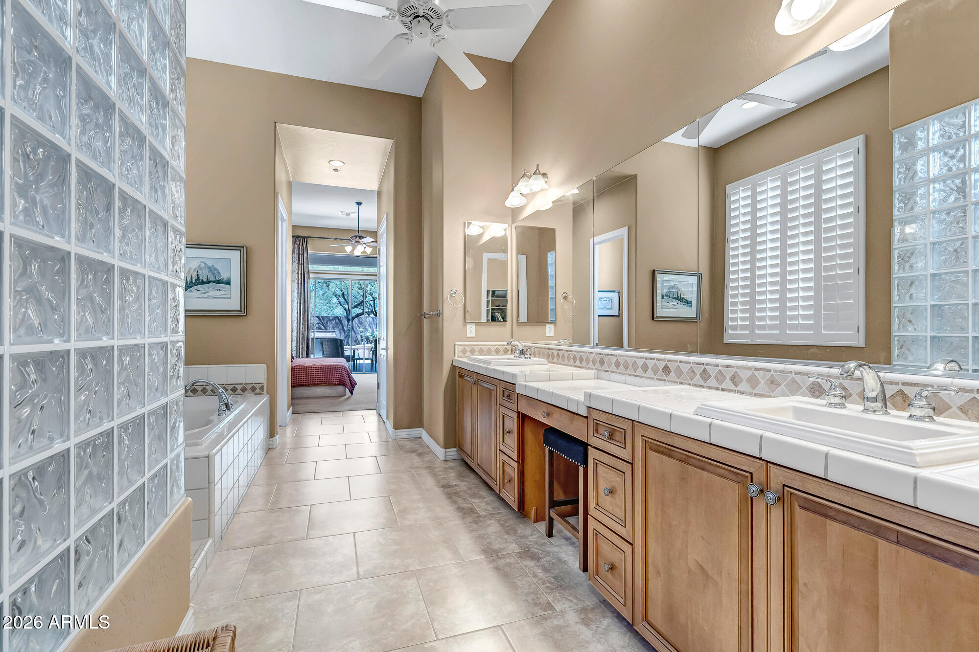 40814 N LONG LANDING Court