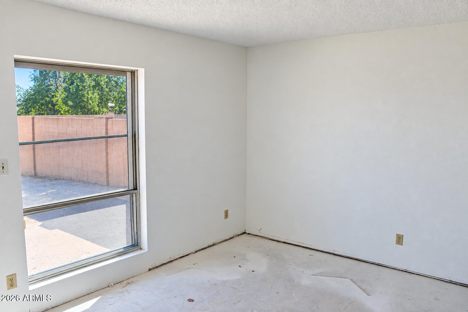 5233 W MOUNTAIN VIEW Road