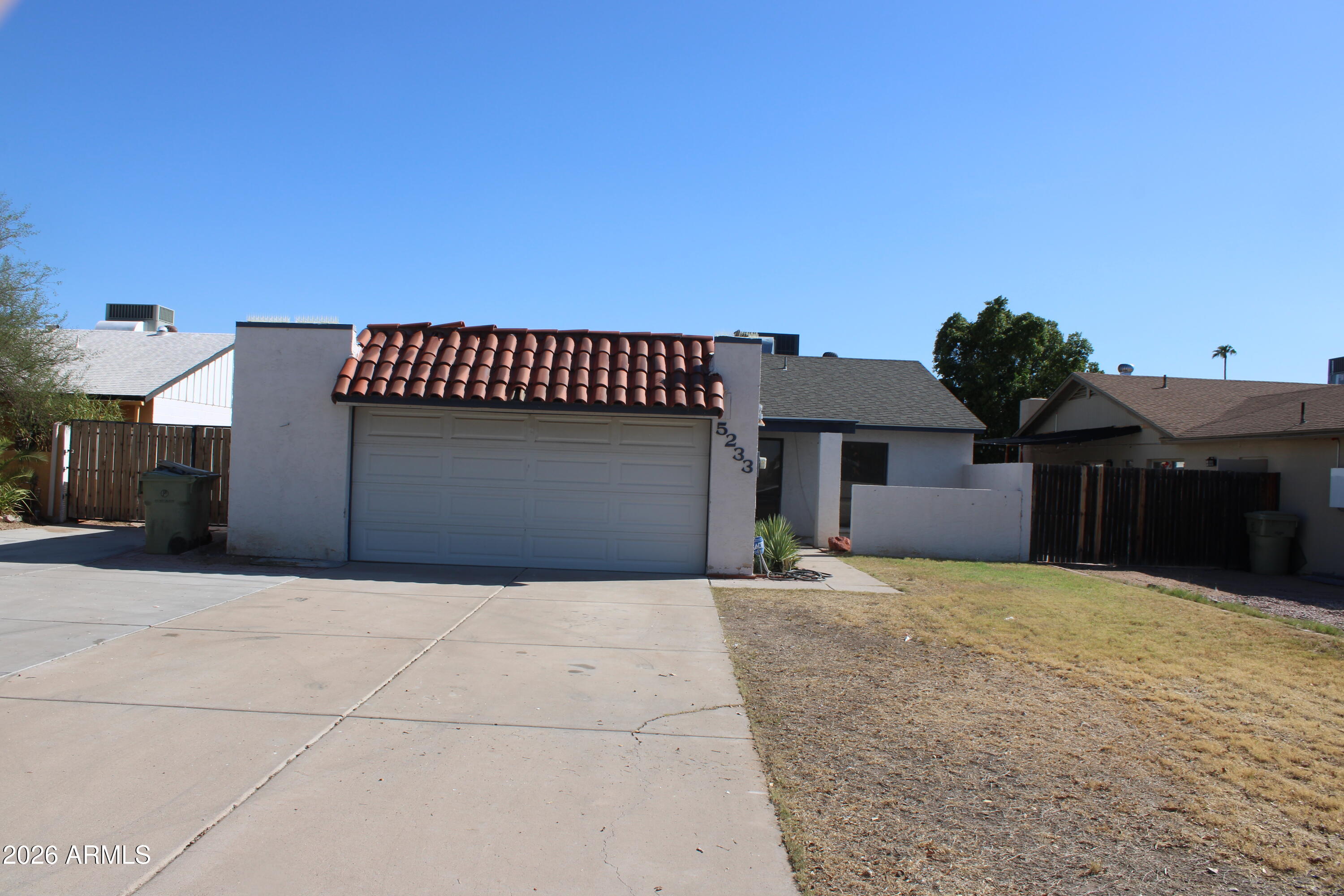 5233 W MOUNTAIN VIEW Road
