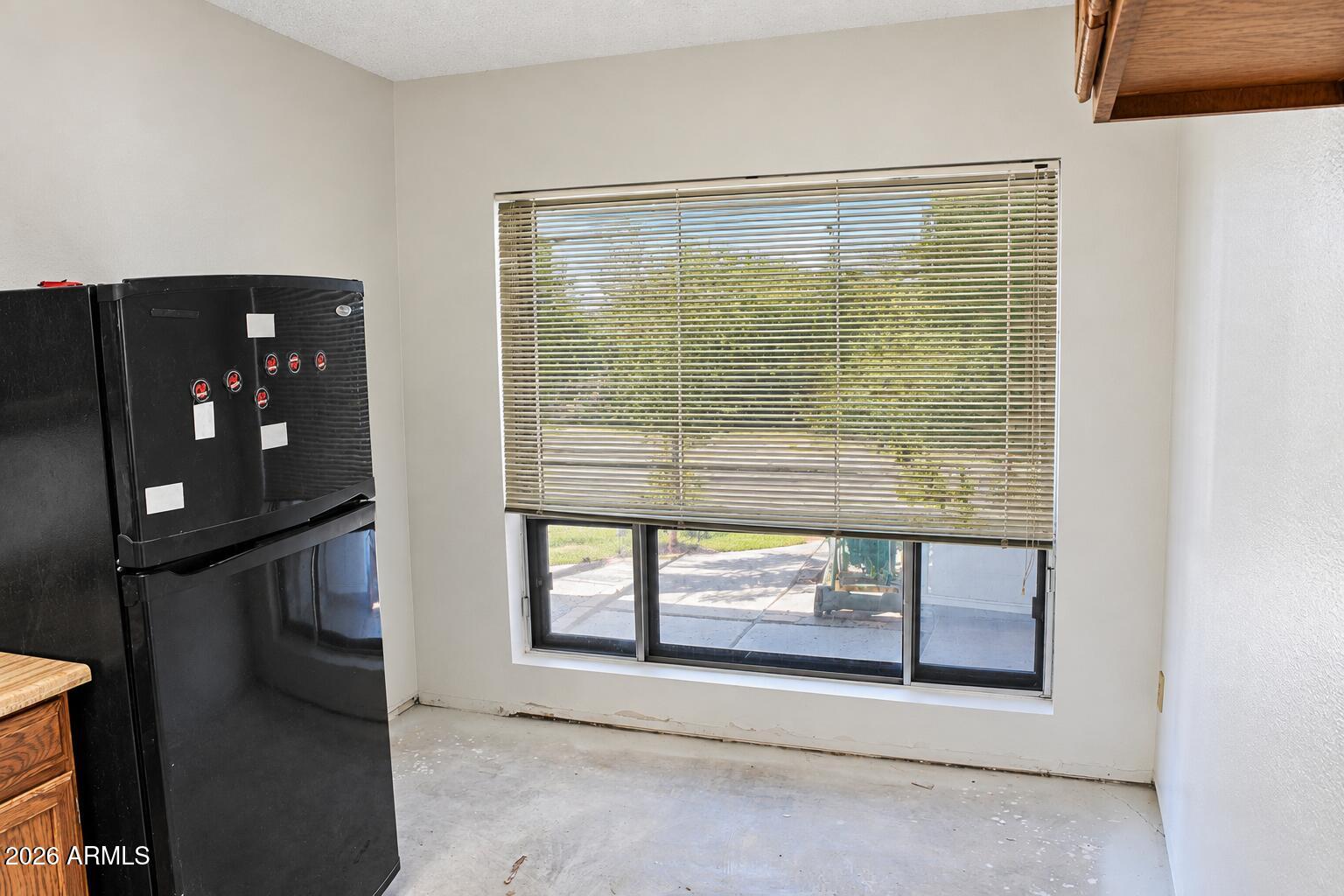 5233 W MOUNTAIN VIEW Road
