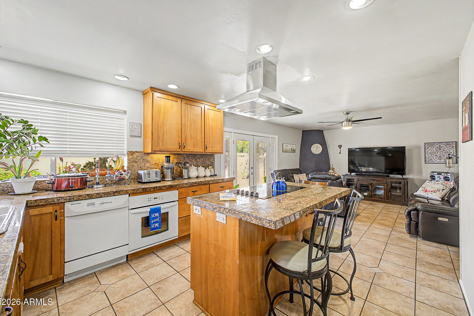 5816 W ROYAL PALM Road