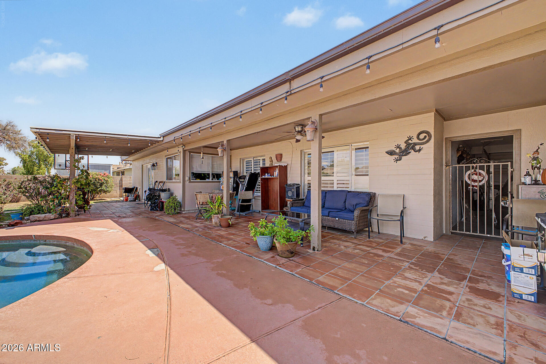 5816 W ROYAL PALM Road