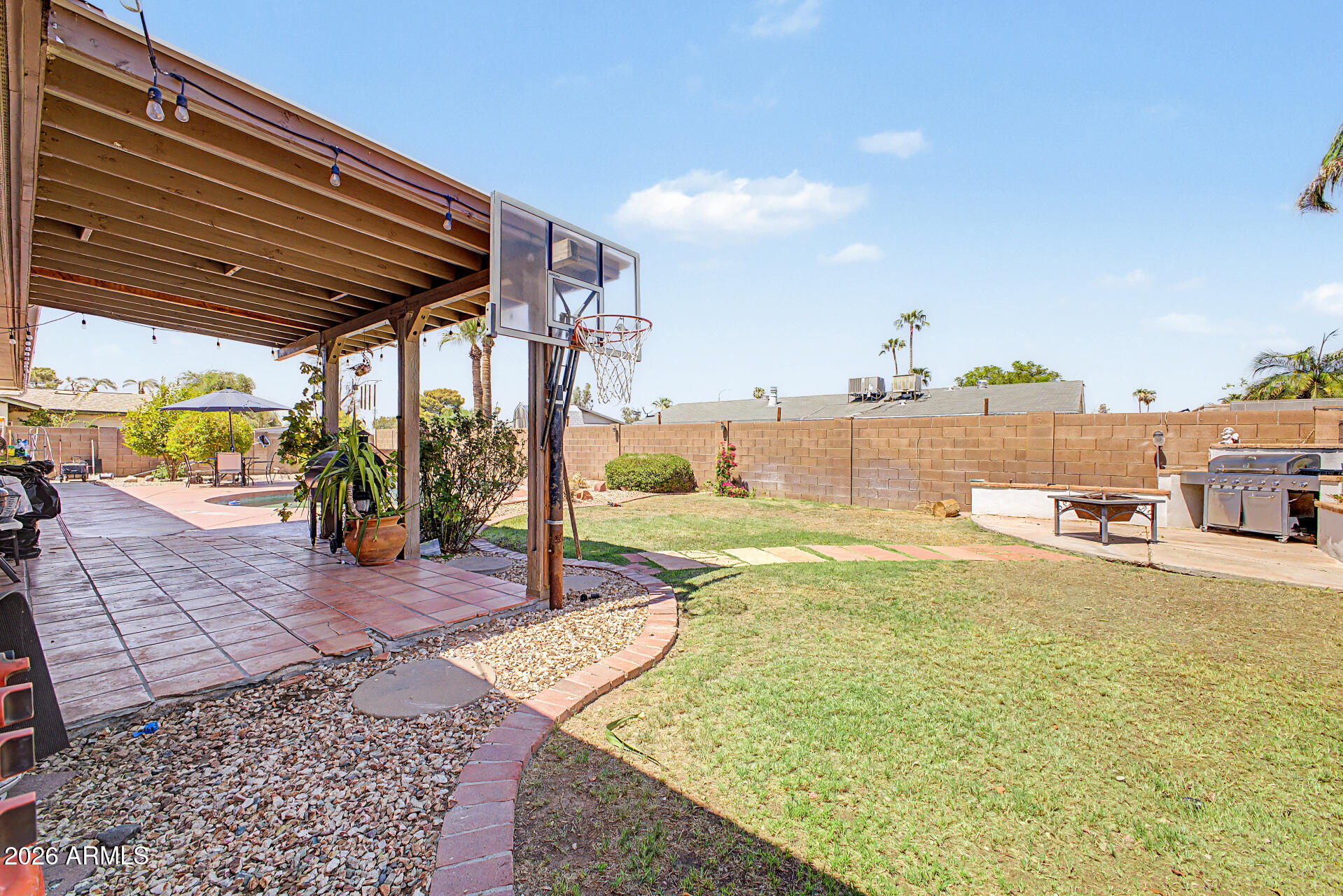 5816 W ROYAL PALM Road
