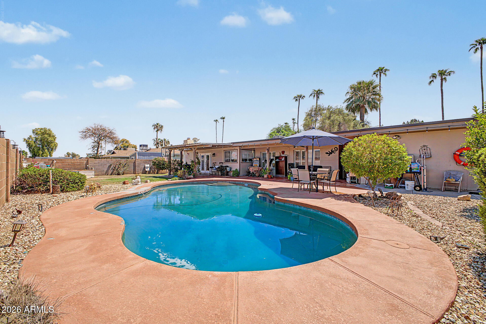 5816 W ROYAL PALM Road
