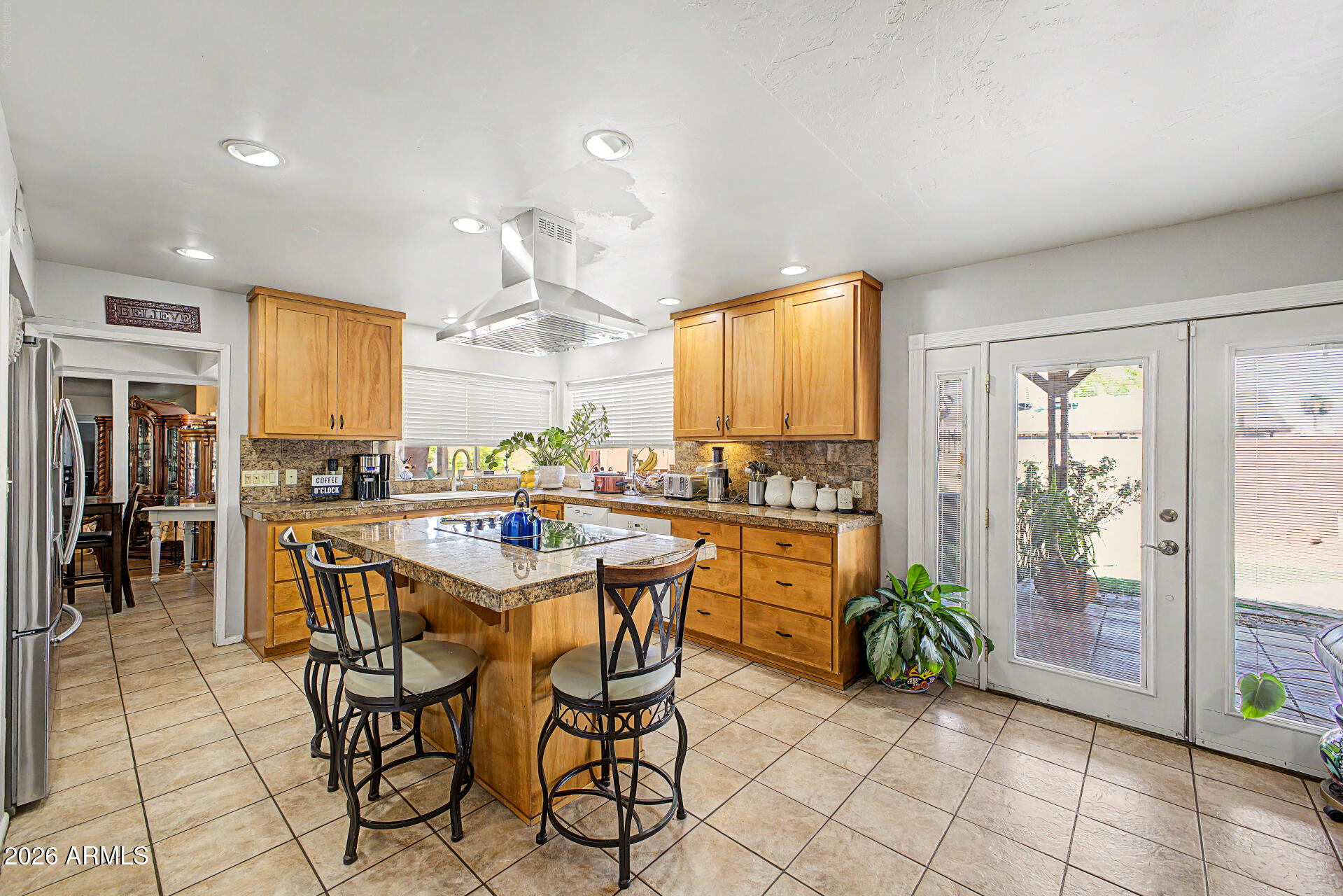 5816 W ROYAL PALM Road