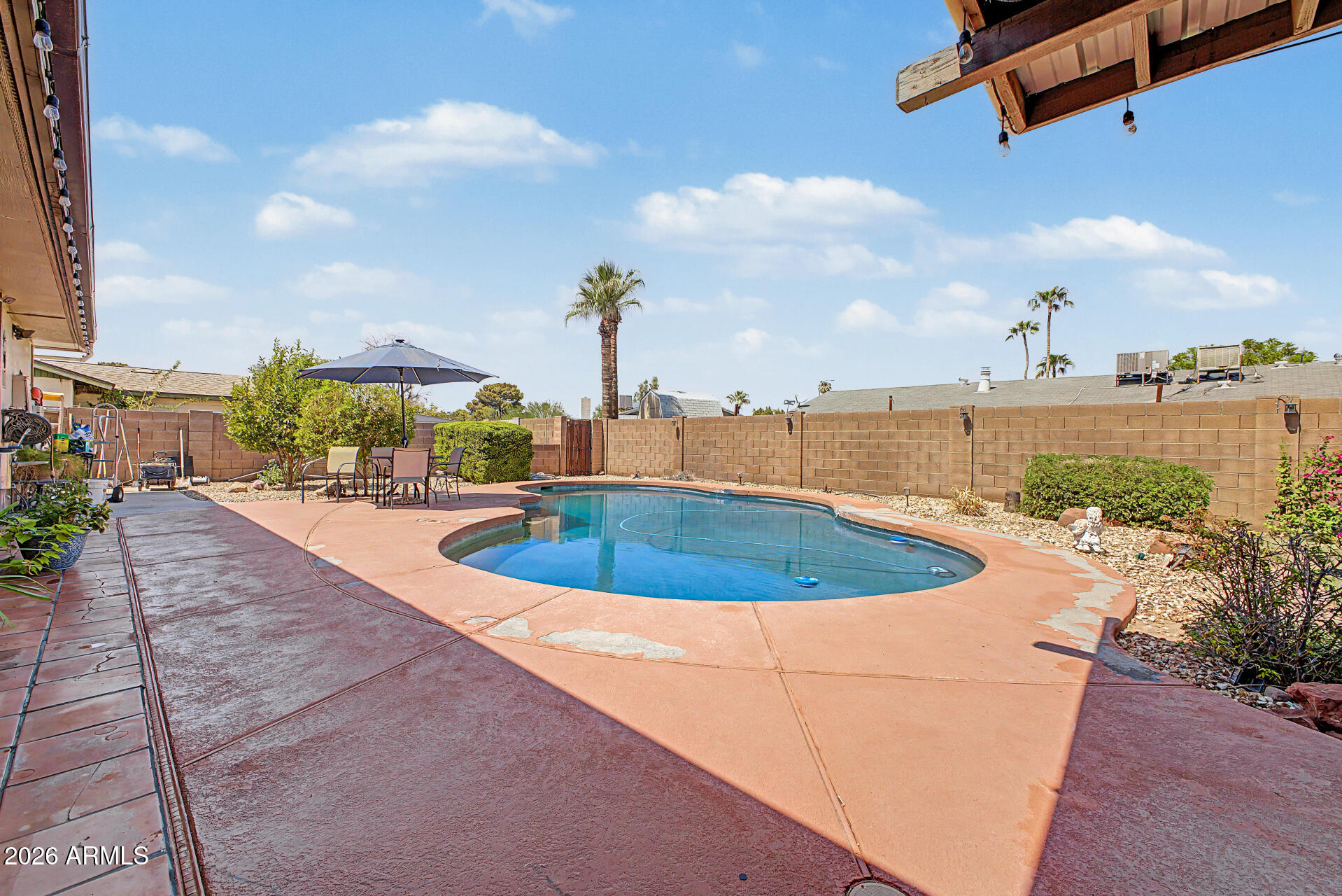 5816 W ROYAL PALM Road