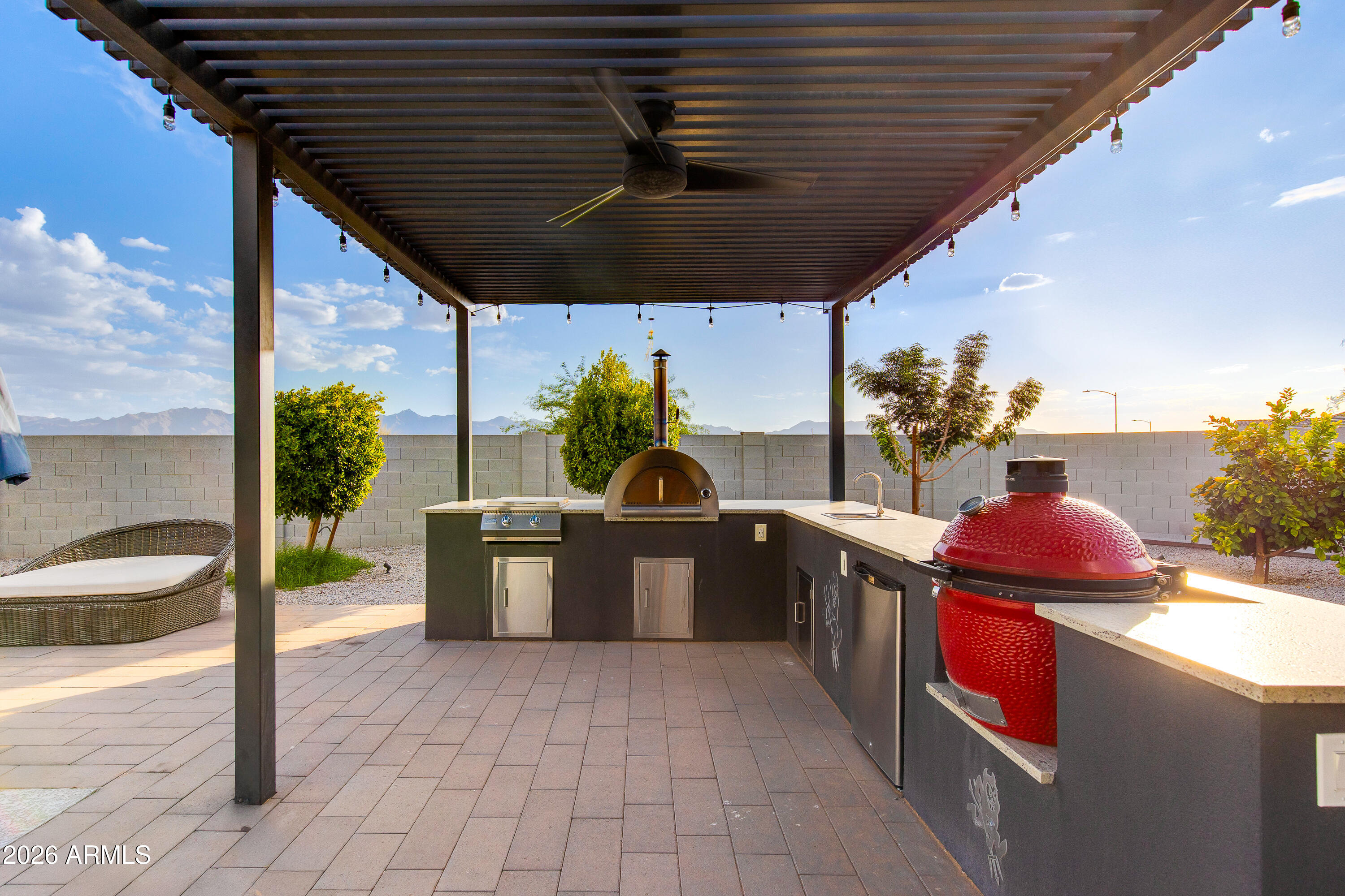 5636 W STARGAZER Place