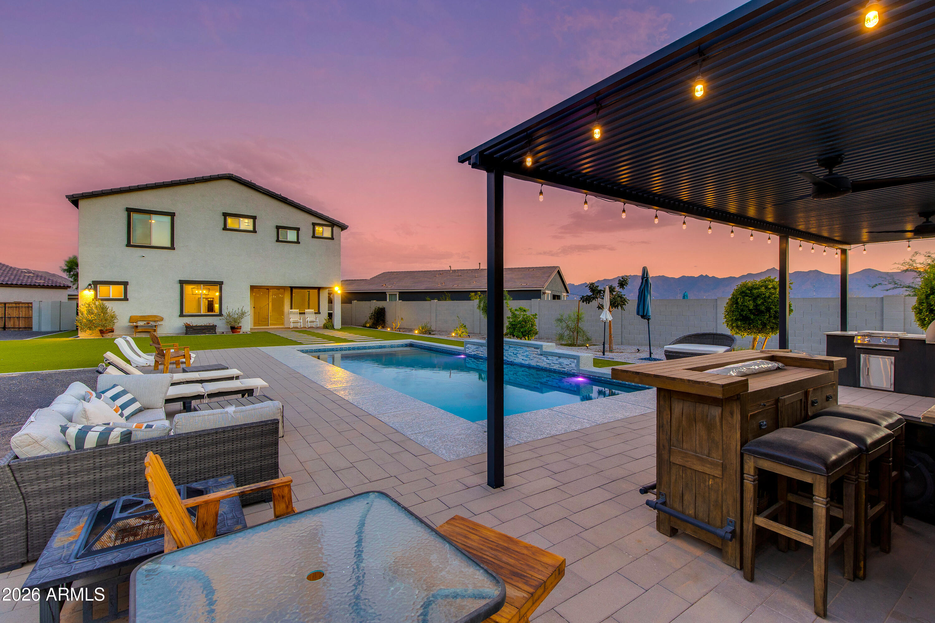 5636 W STARGAZER Place