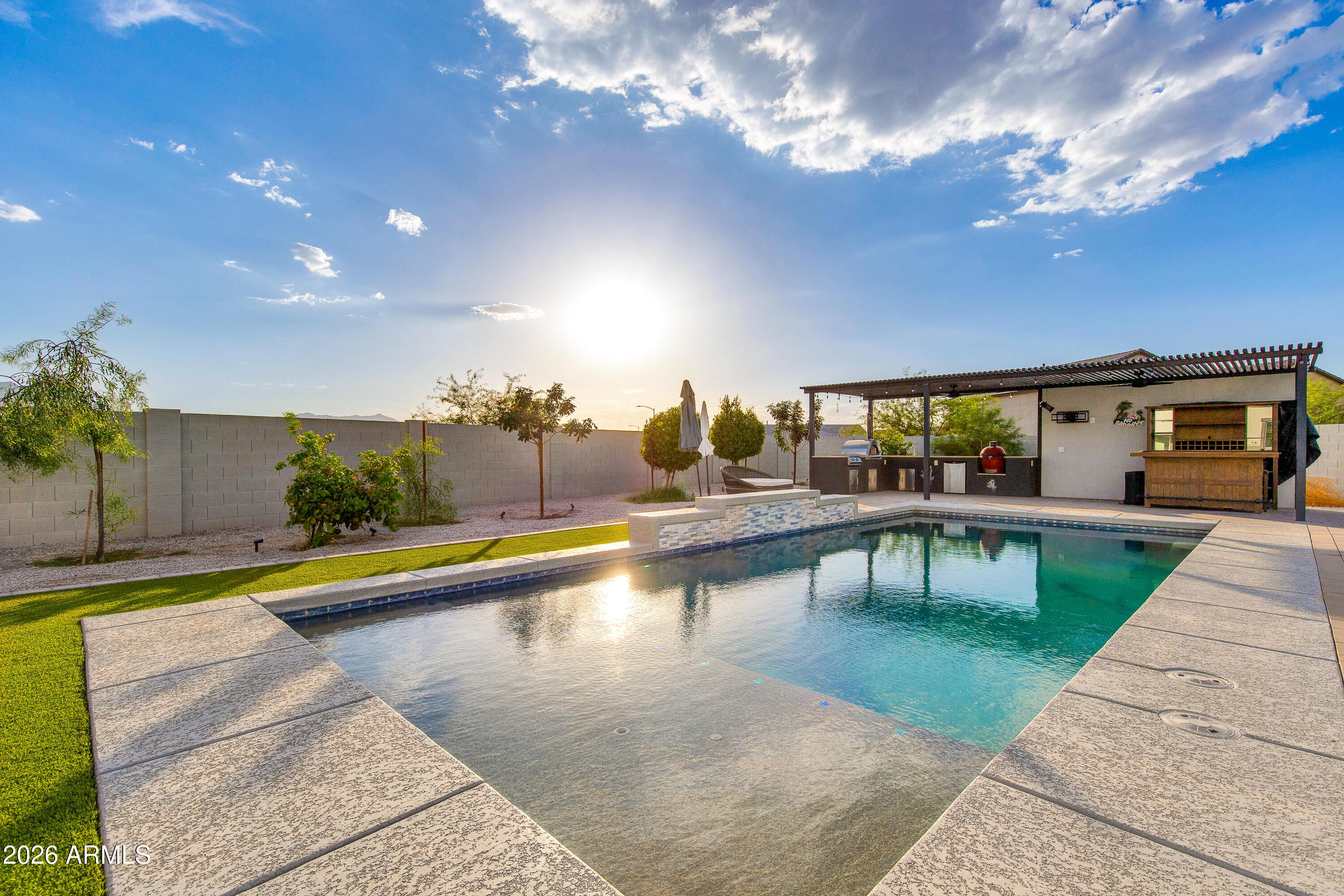 5636 W STARGAZER Place