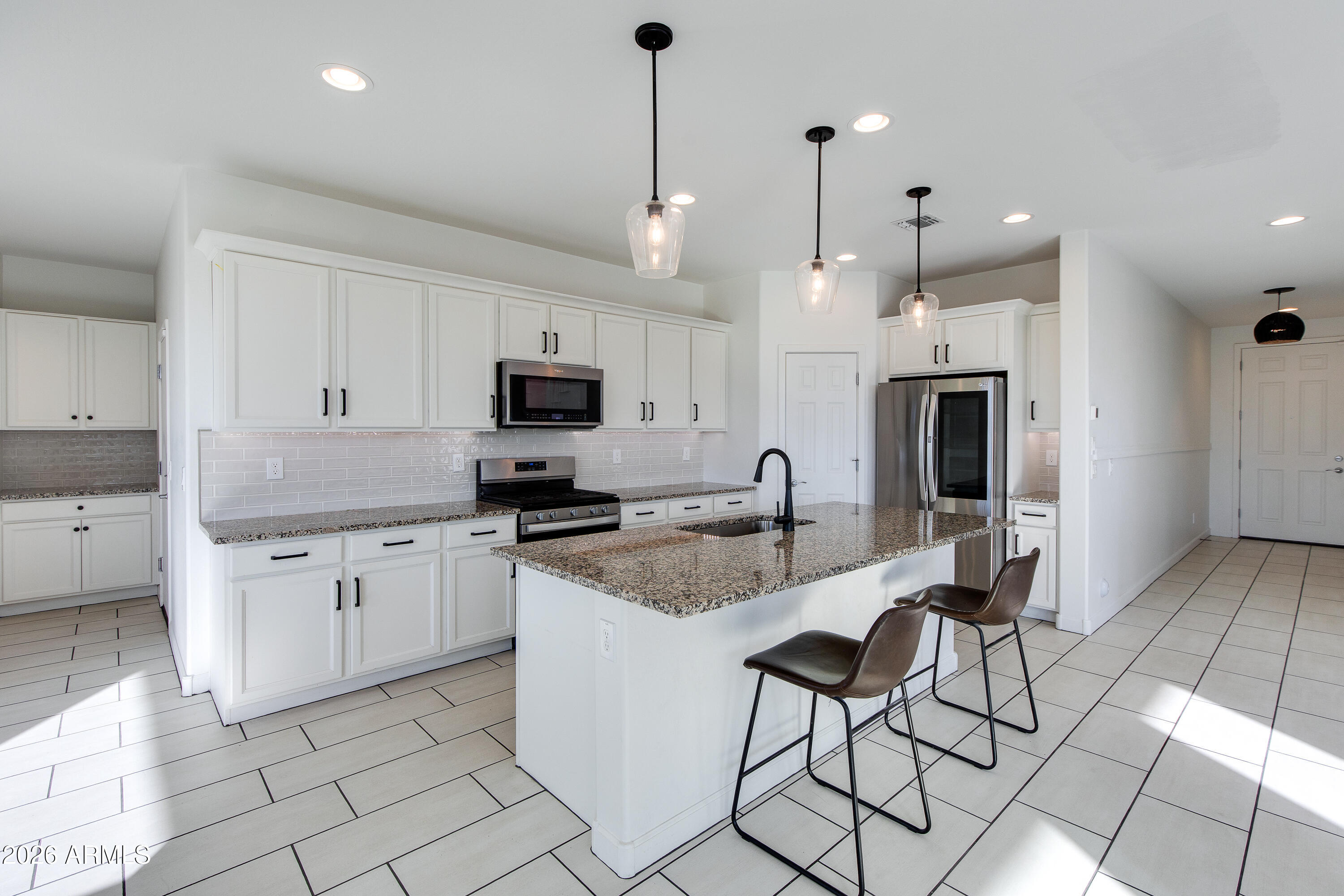 5636 W STARGAZER Place