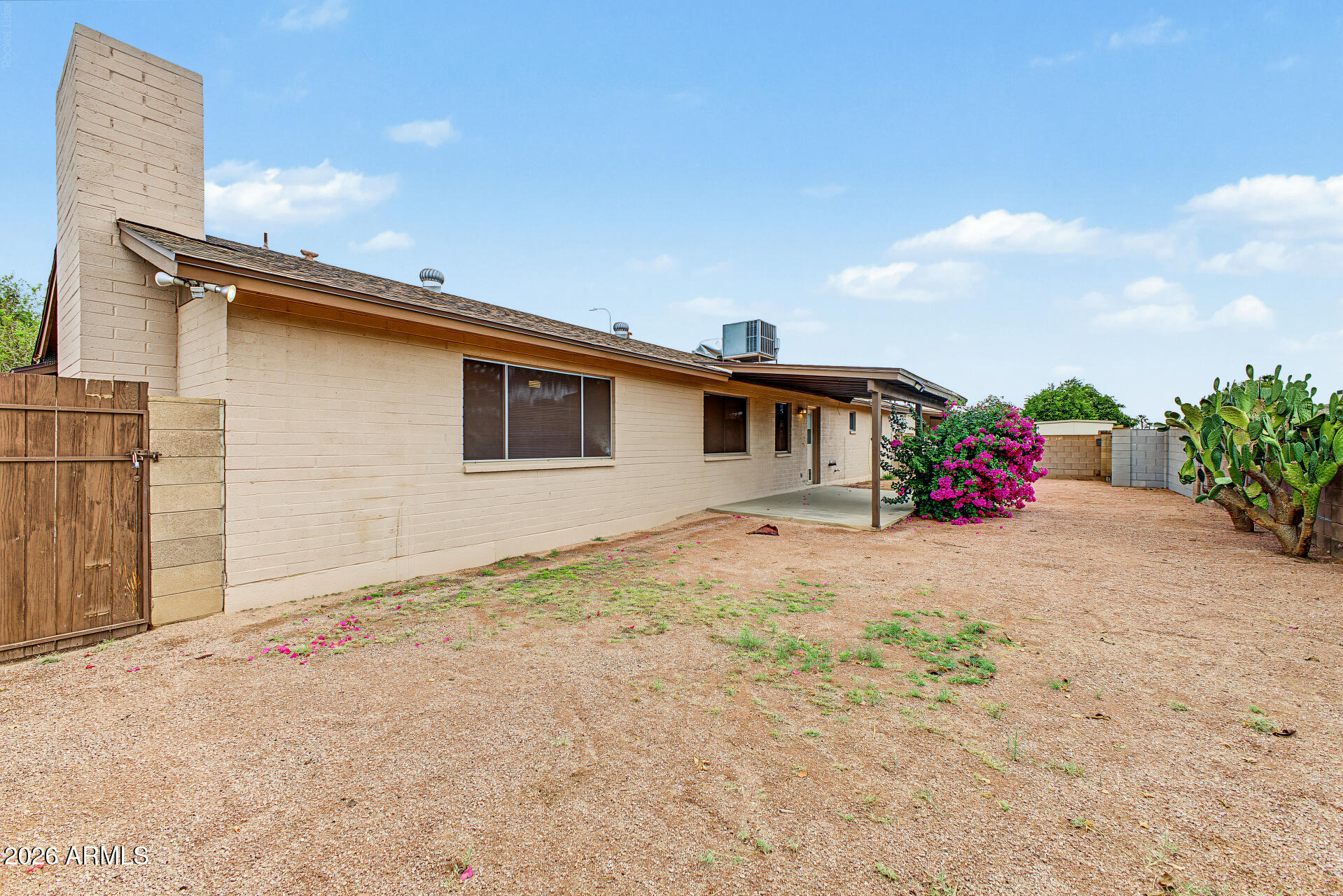700 N KAREN Drive