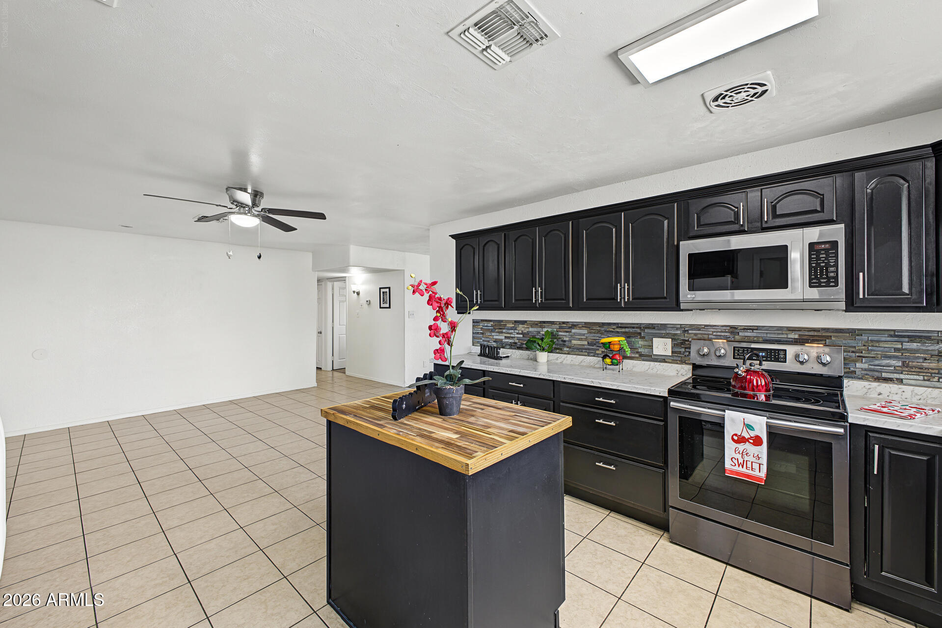 5501 N 62ND Drive