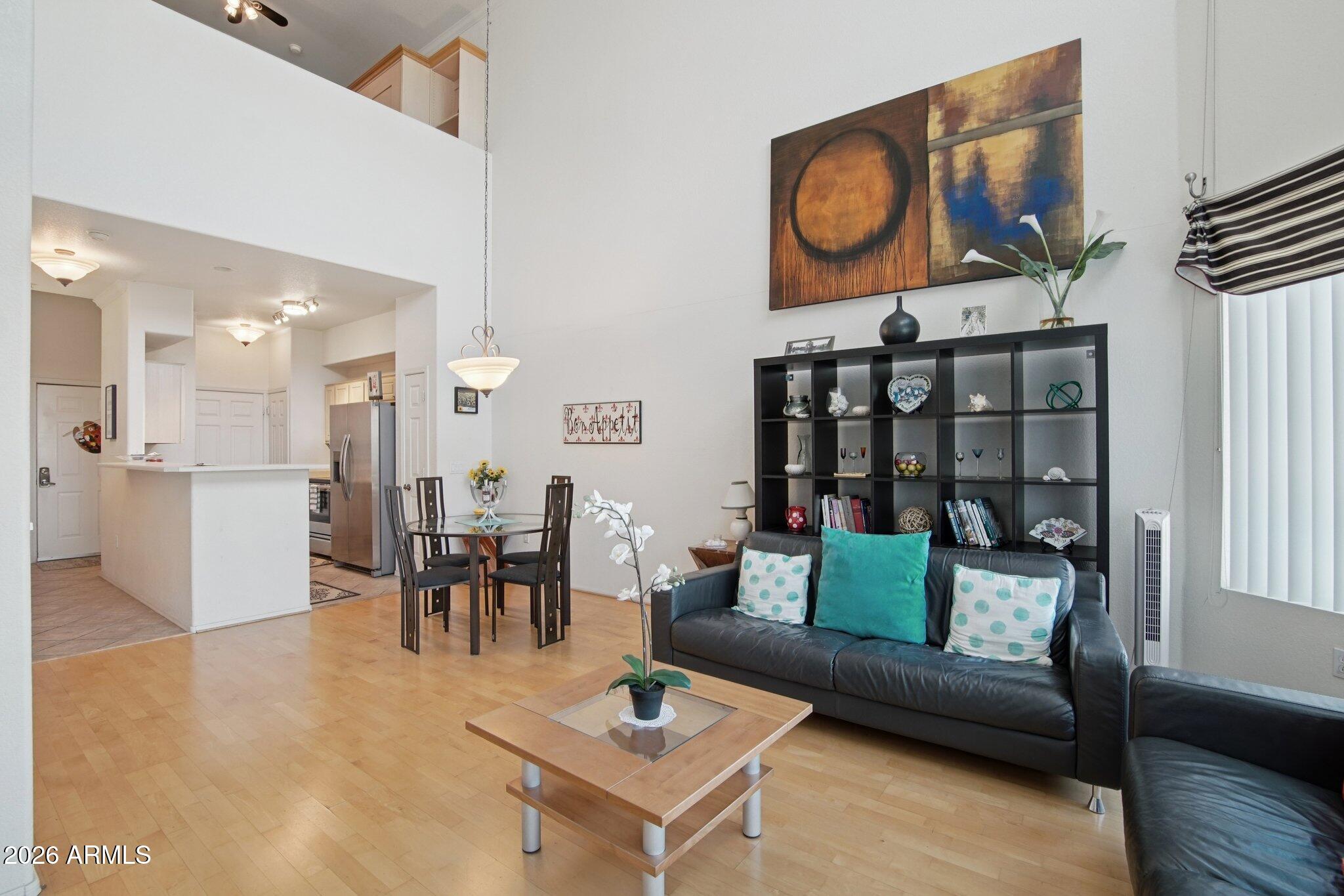 420 W 1ST Street 319