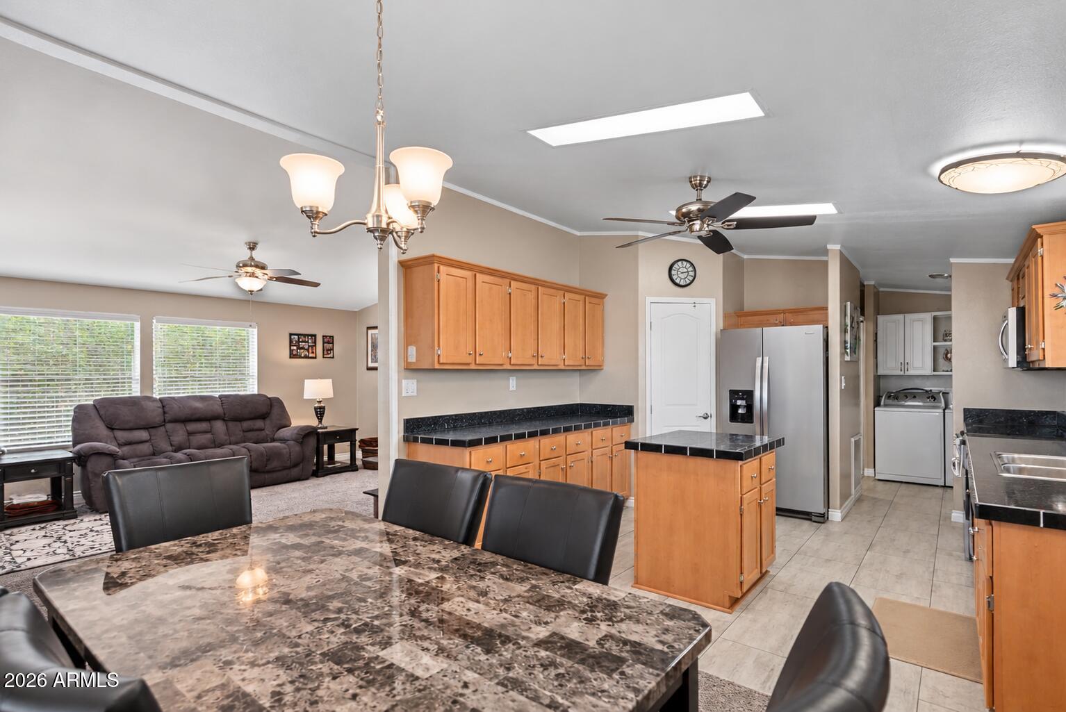 201 S GREENFIELD Road 211