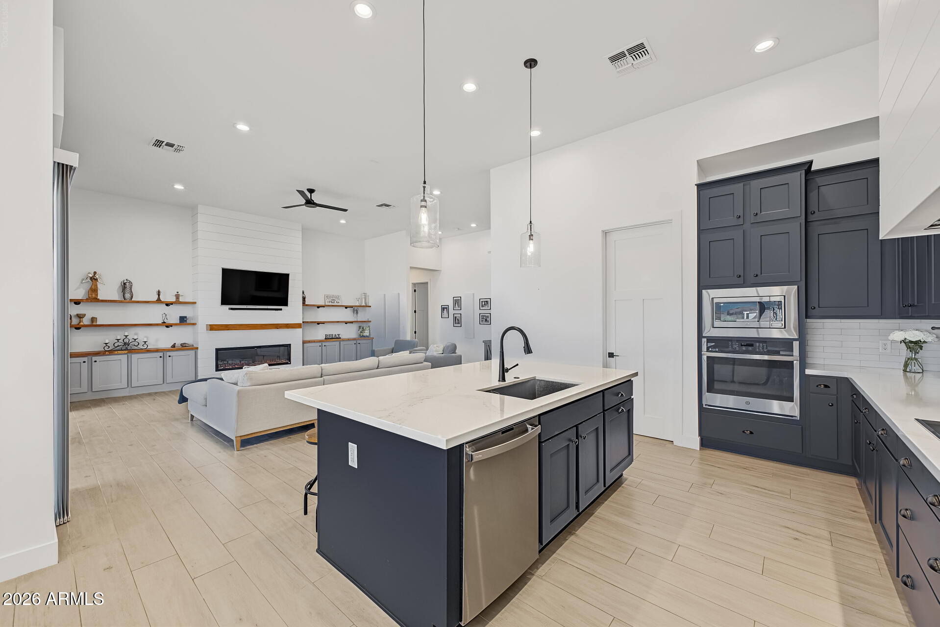28108 N DESERT SKY Trail