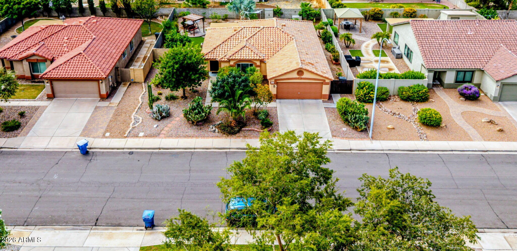 2141 E FLINTLOCK Way