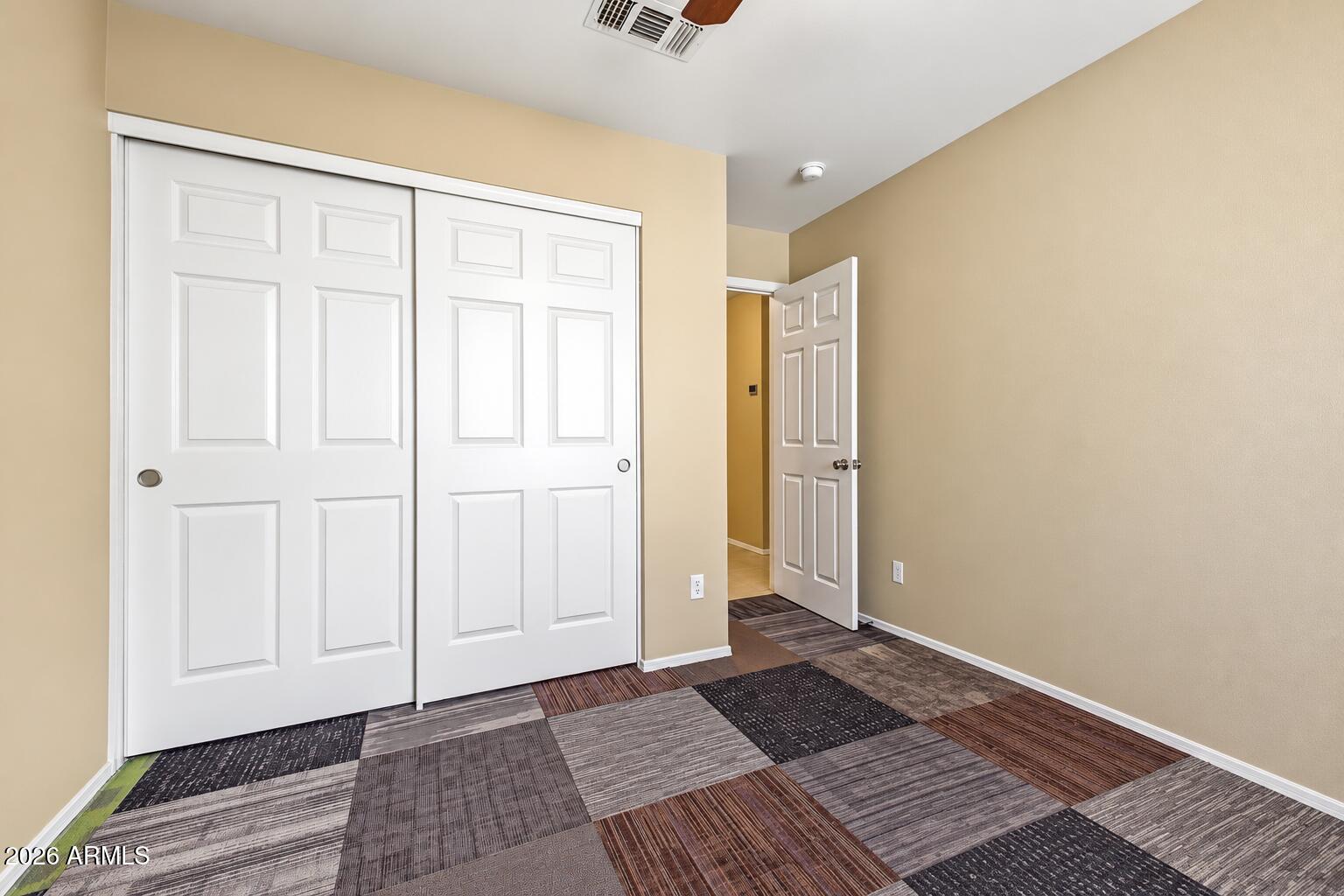 2141 E FLINTLOCK Way