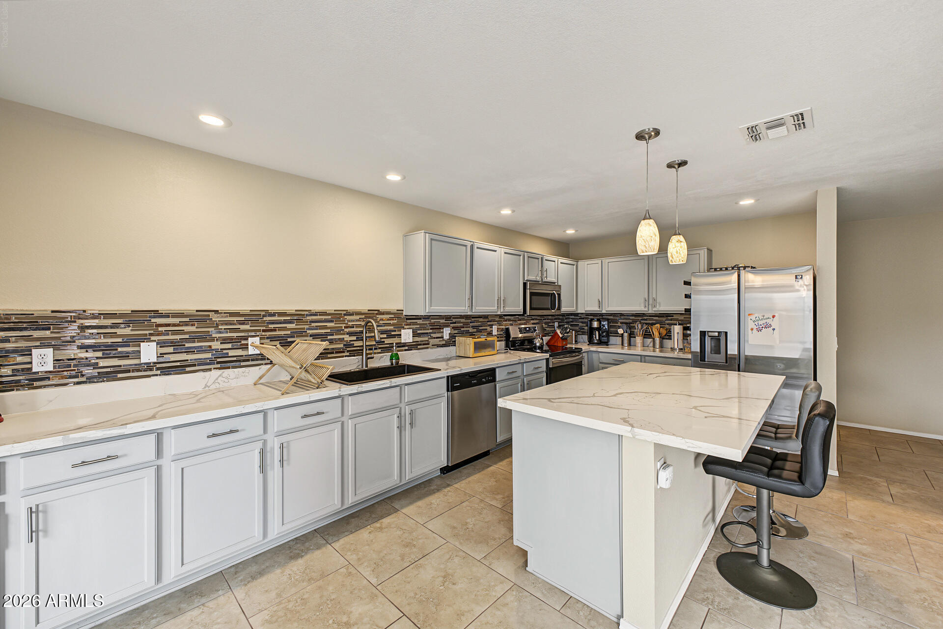 2141 E FLINTLOCK Way