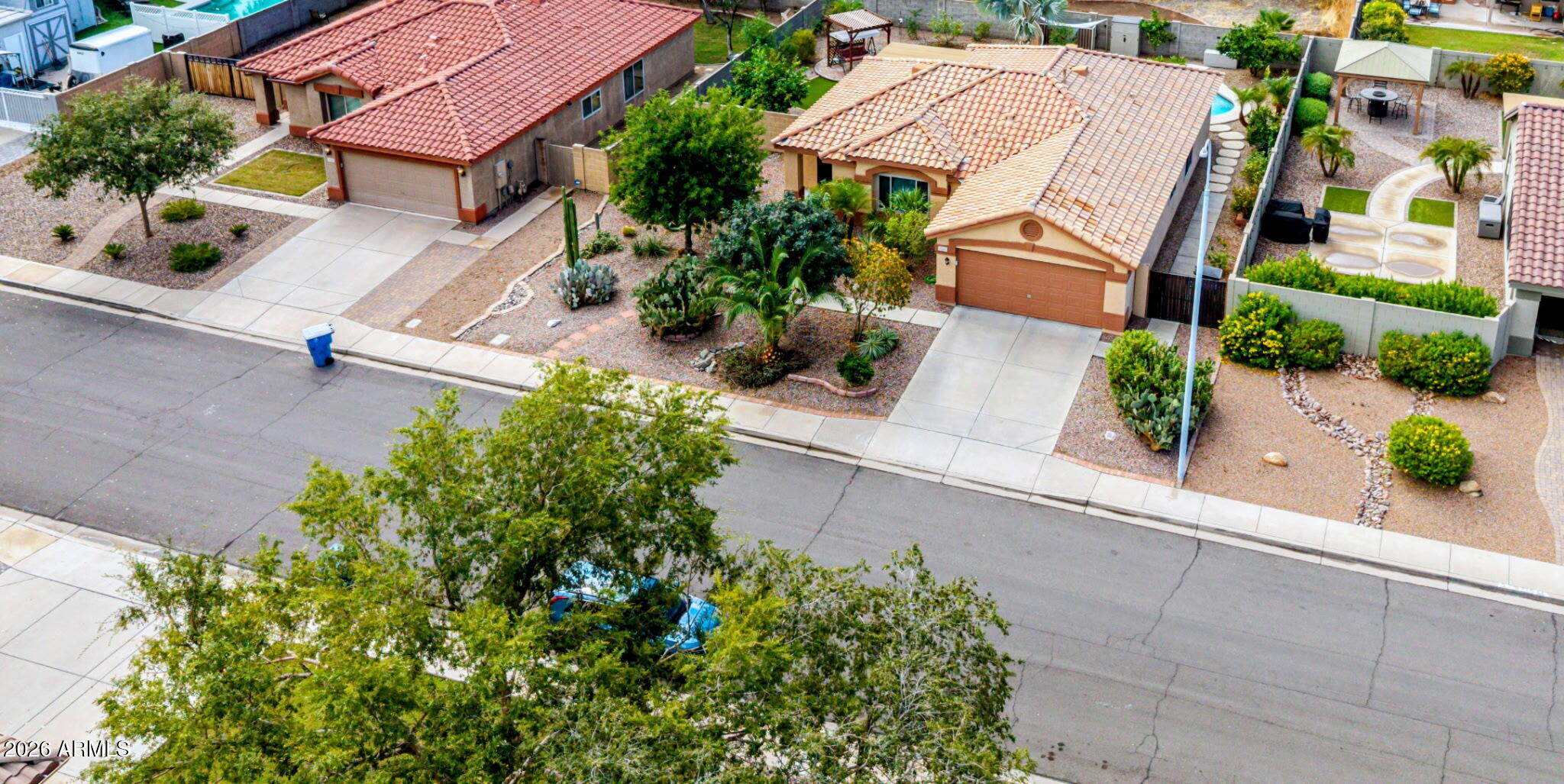 2141 E FLINTLOCK Way