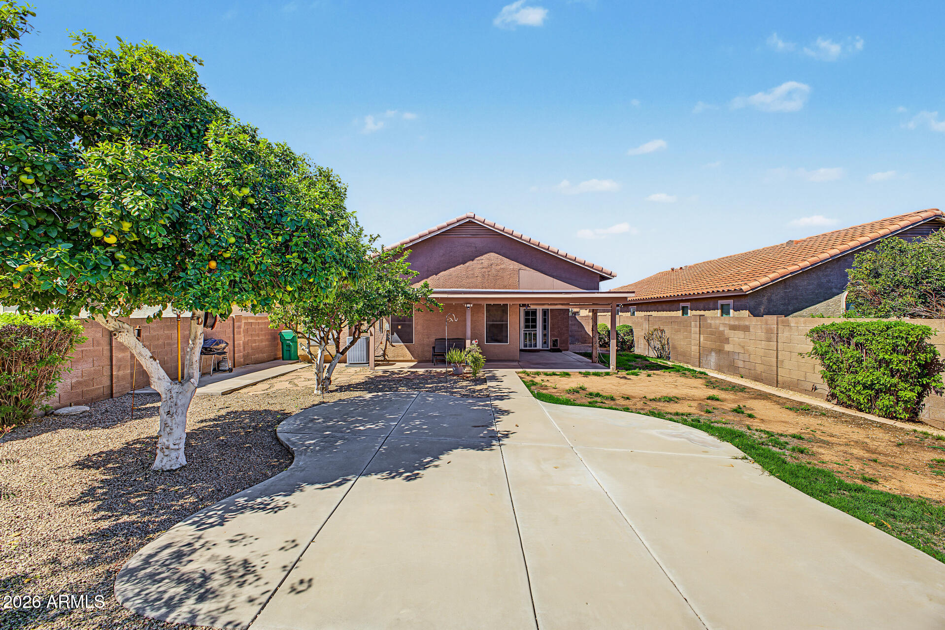 2029 S AVOCA