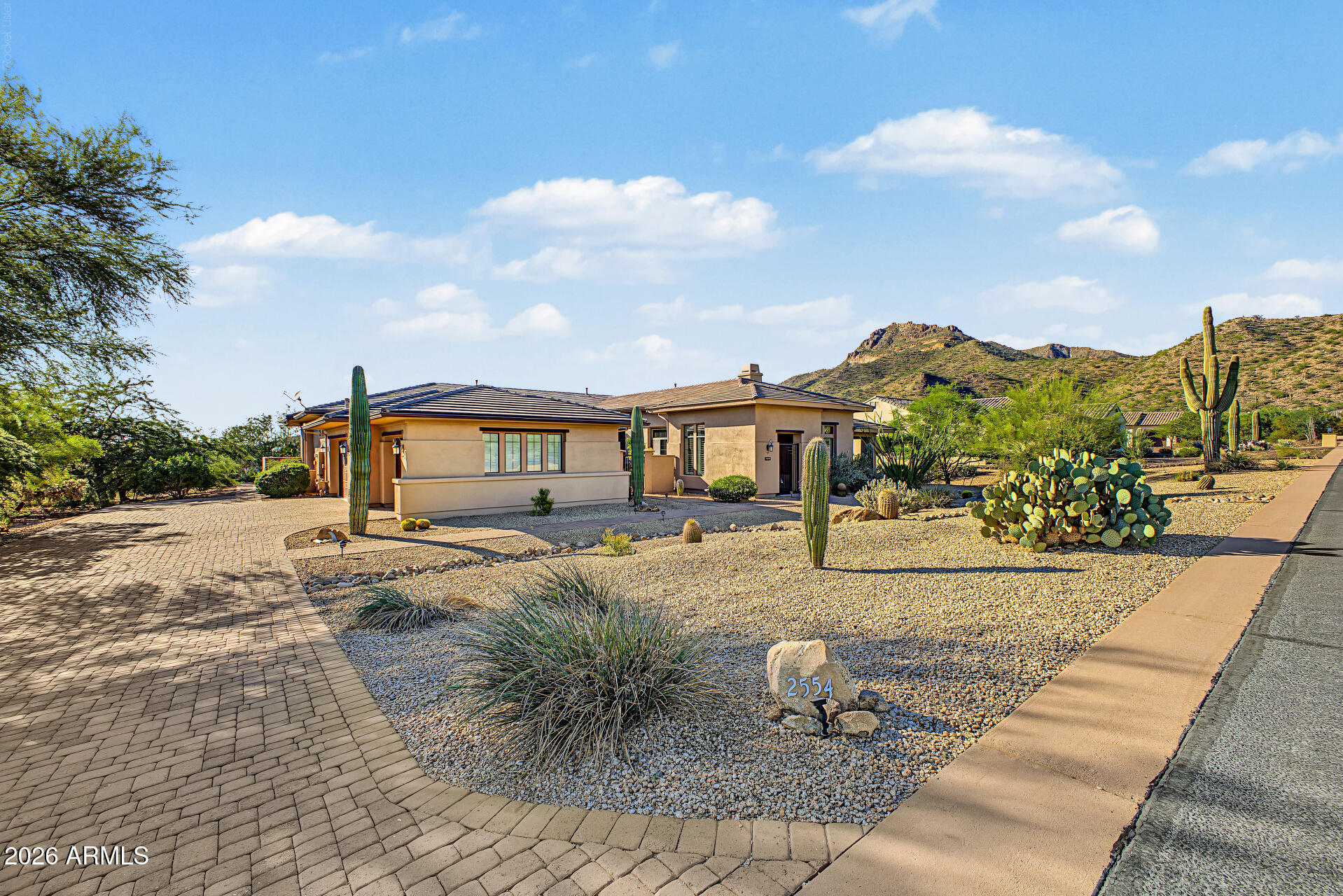 2554 N TAMBOR