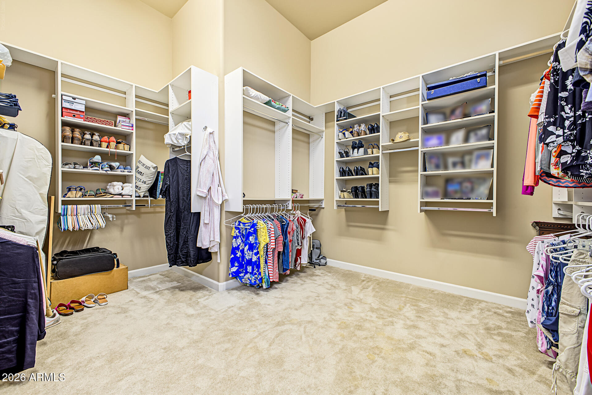 2554 N TAMBOR
