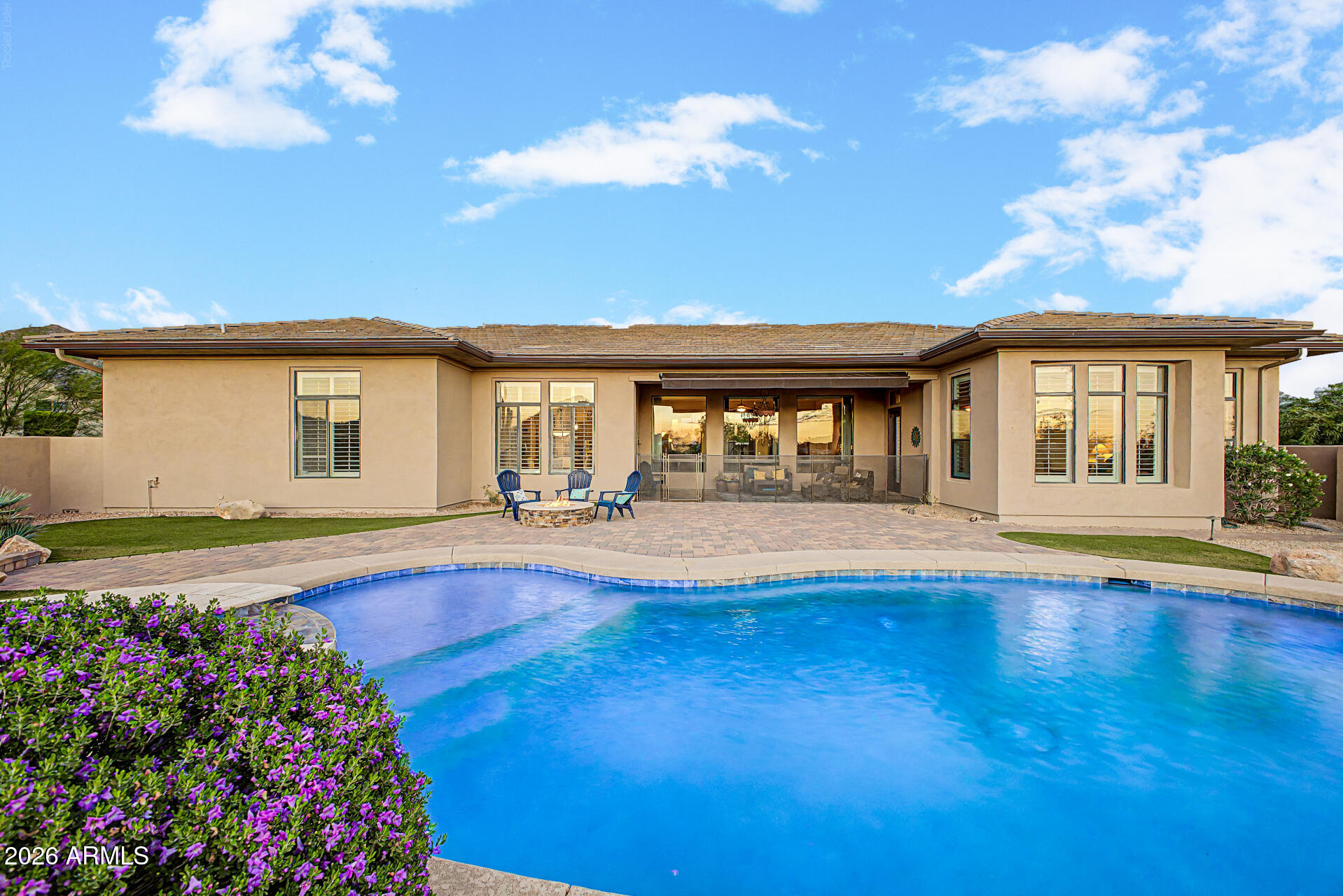 2554 N TAMBOR