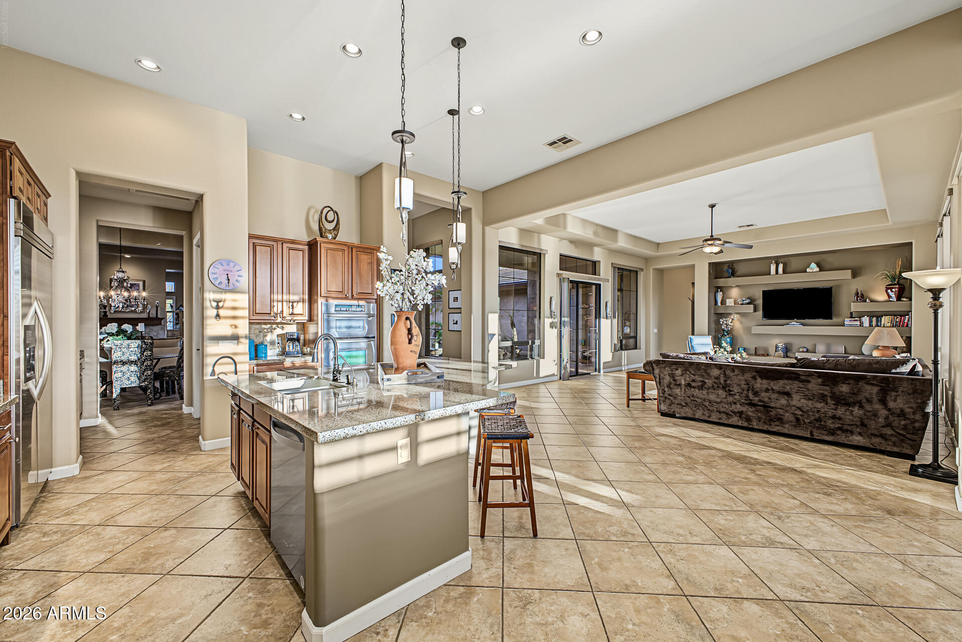 2554 N TAMBOR