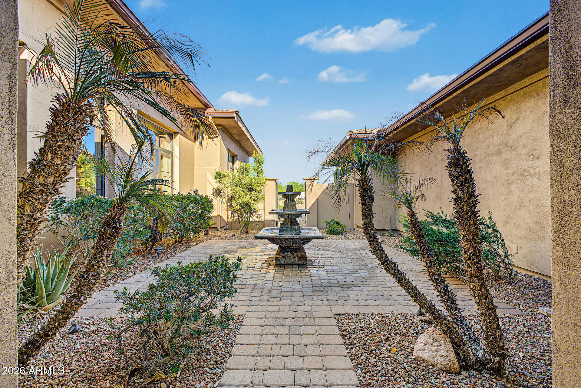 2554 N TAMBOR