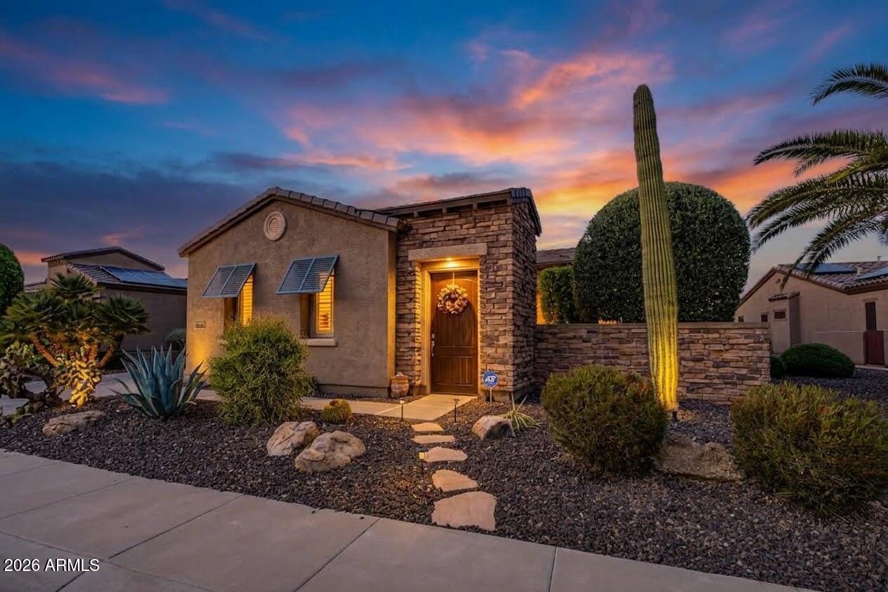 13036 W FETLOCK Trail