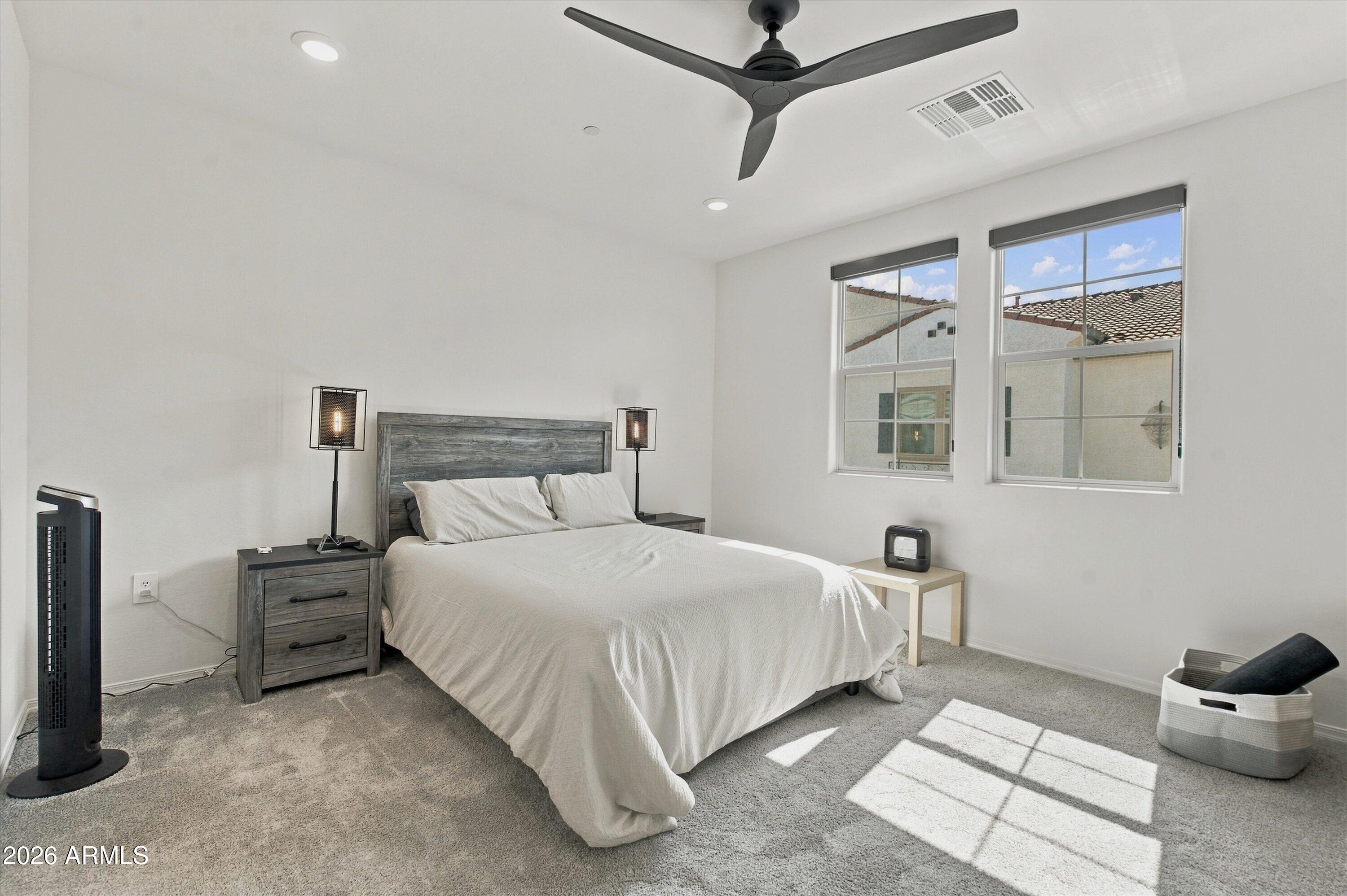 1821 E BERNIE Lane 104