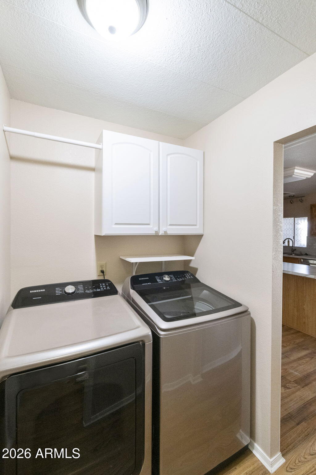 9232 E OLIVE Lane S