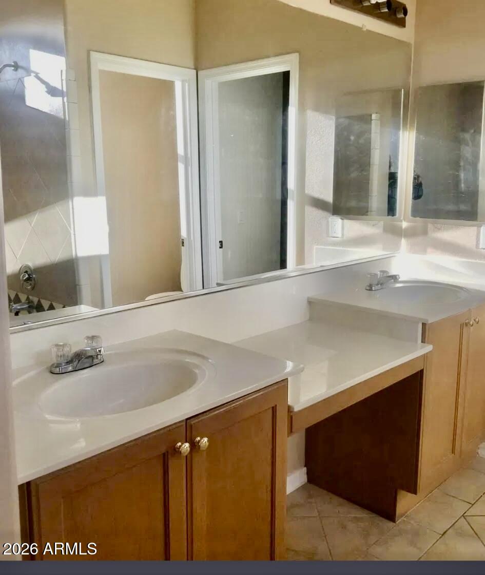 12527 W DIAZ Drive