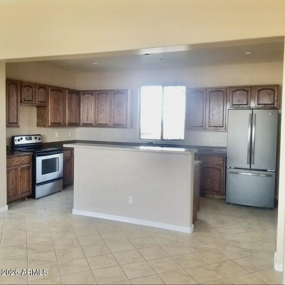 12527 W DIAZ Drive