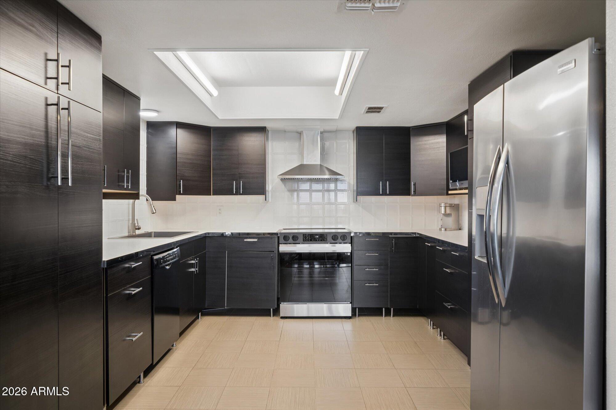 7940 E CAMELBACK Road 606