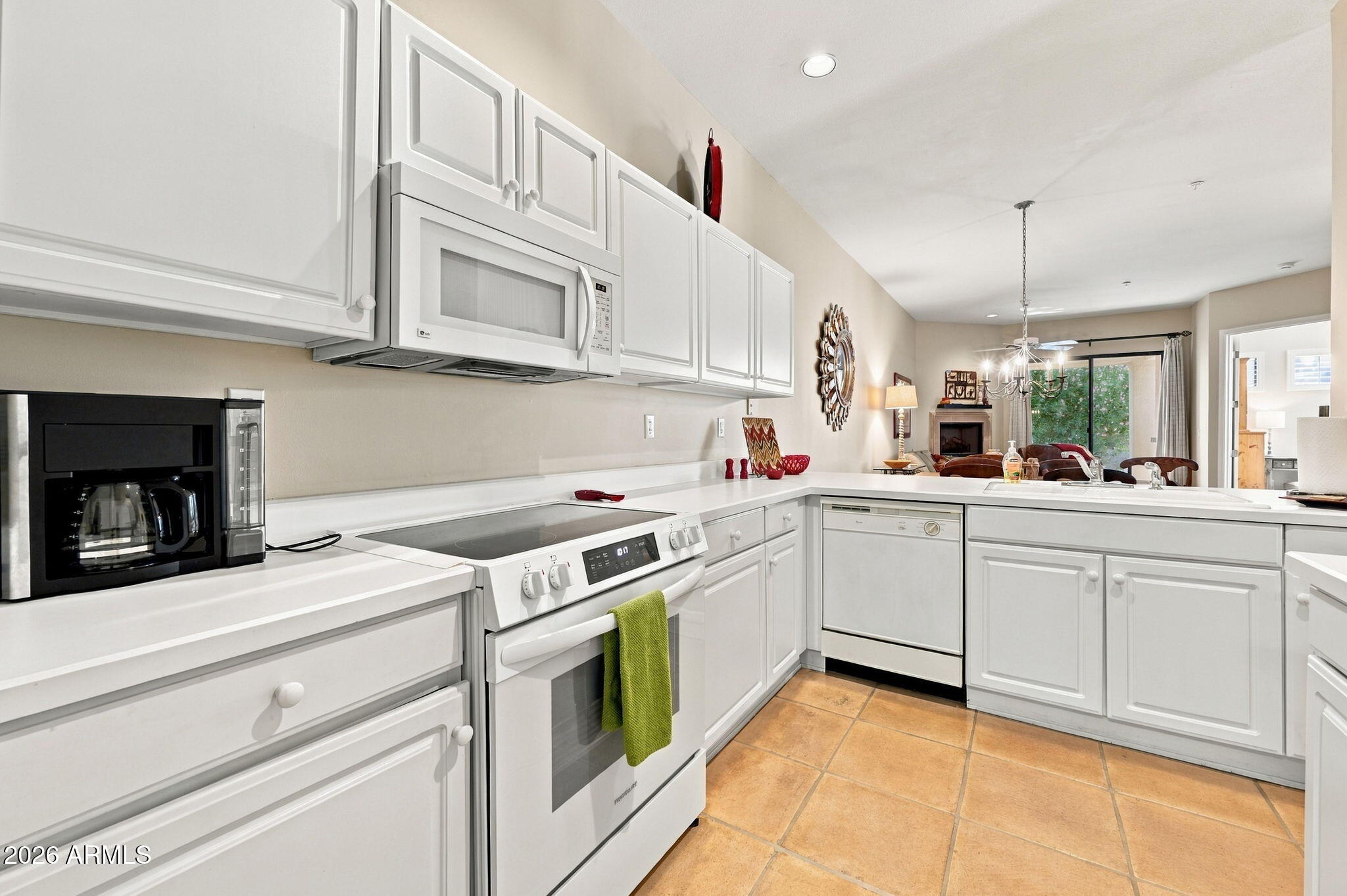 8270 N HAYDEN Road 1004