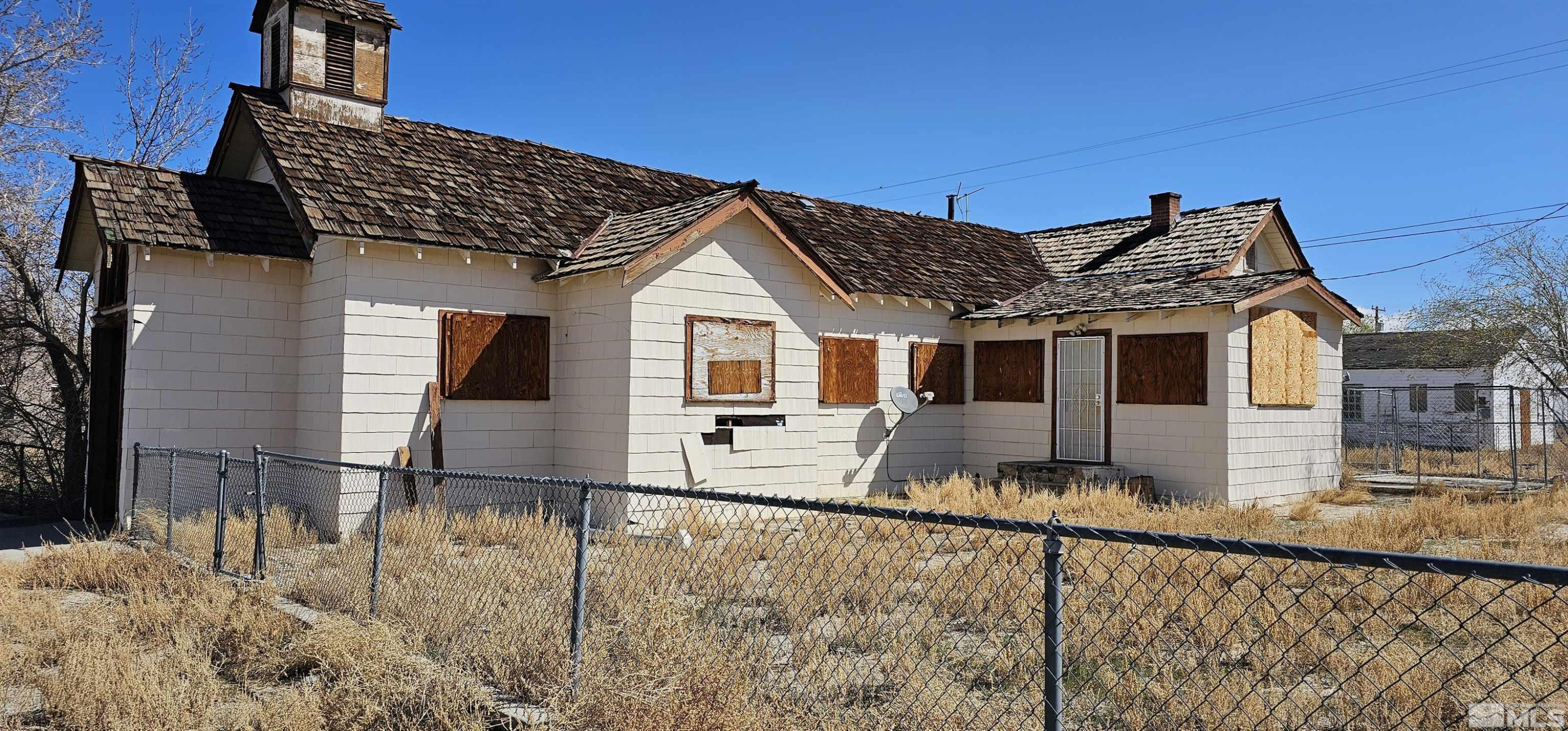 682 C Street