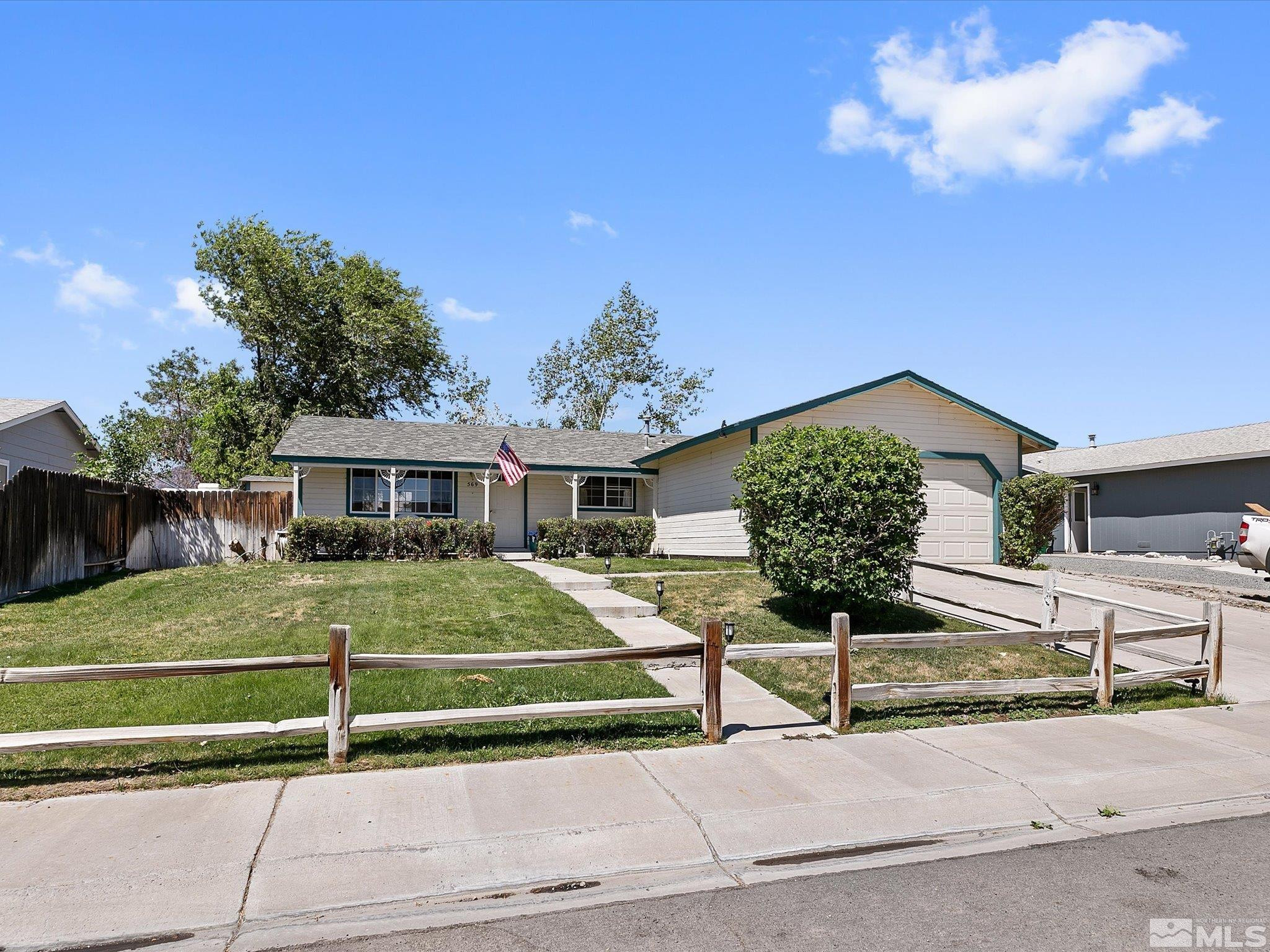 569 Yellow Jacket Road