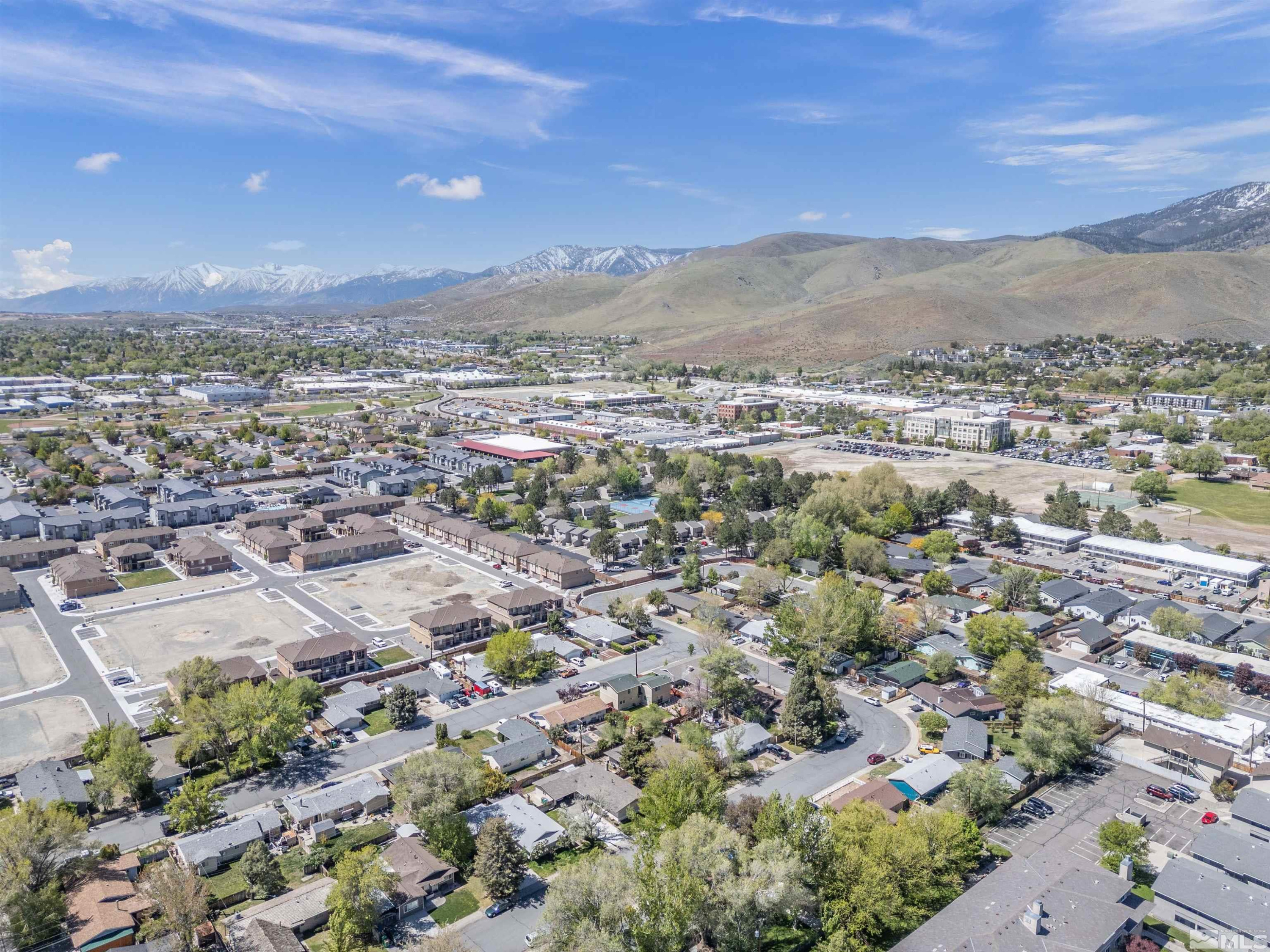 1116 Tamarisk Street