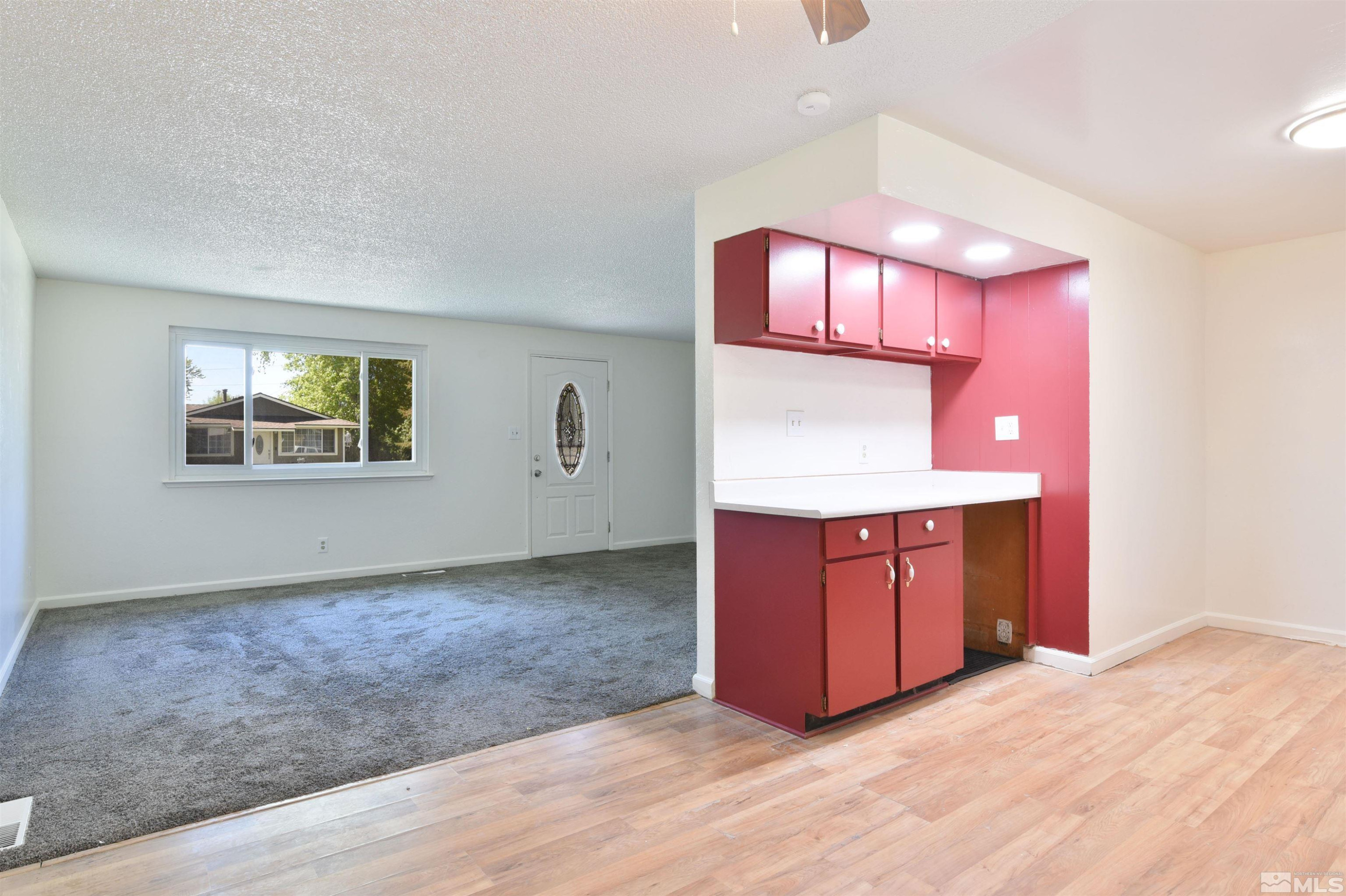 1116 Tamarisk Street