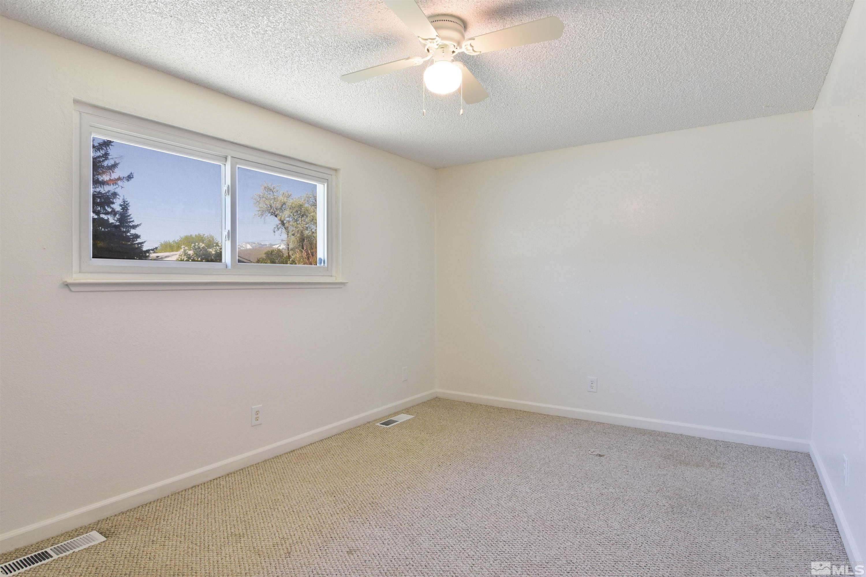 1116 Tamarisk Street