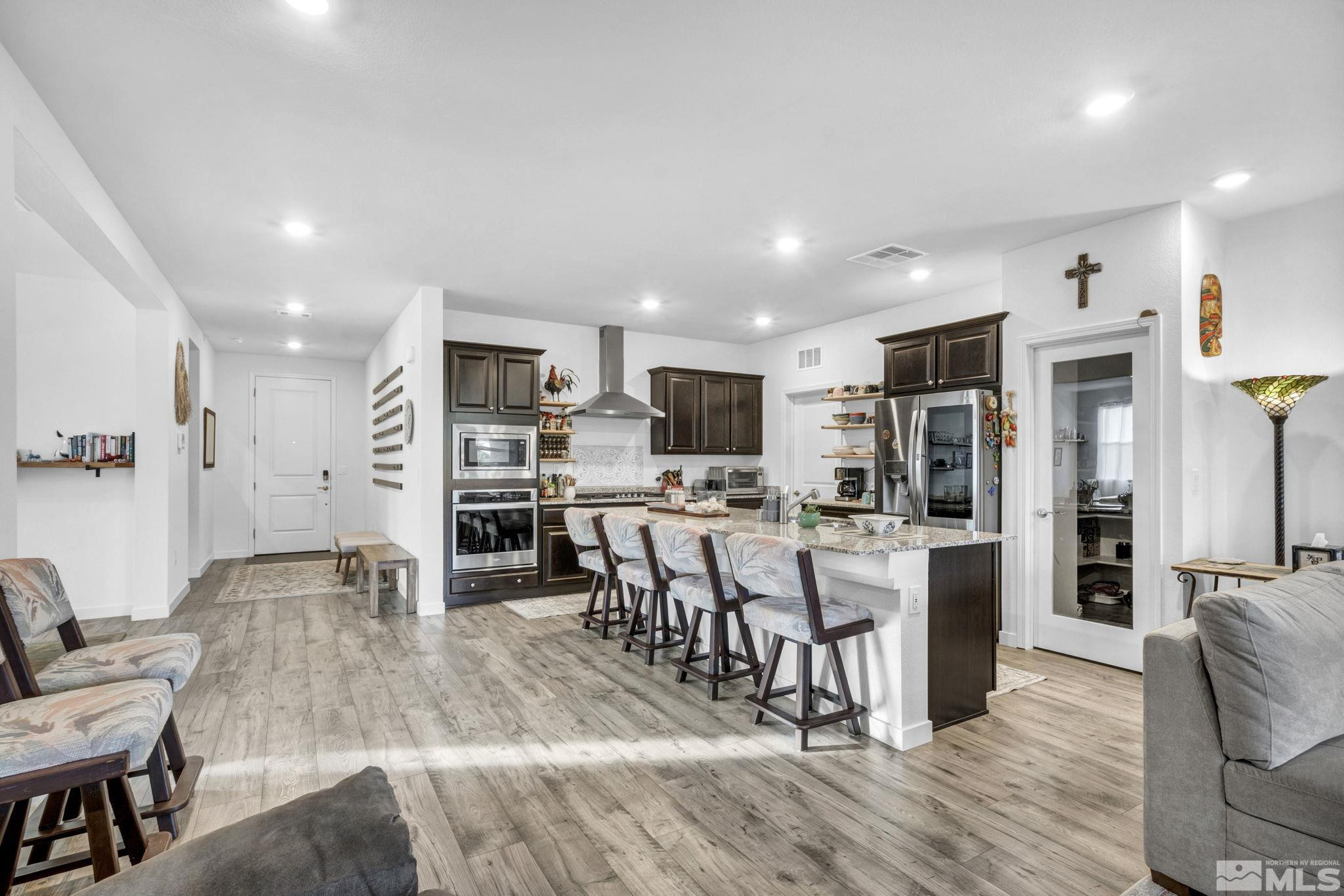 8340 Fenhollow Drive