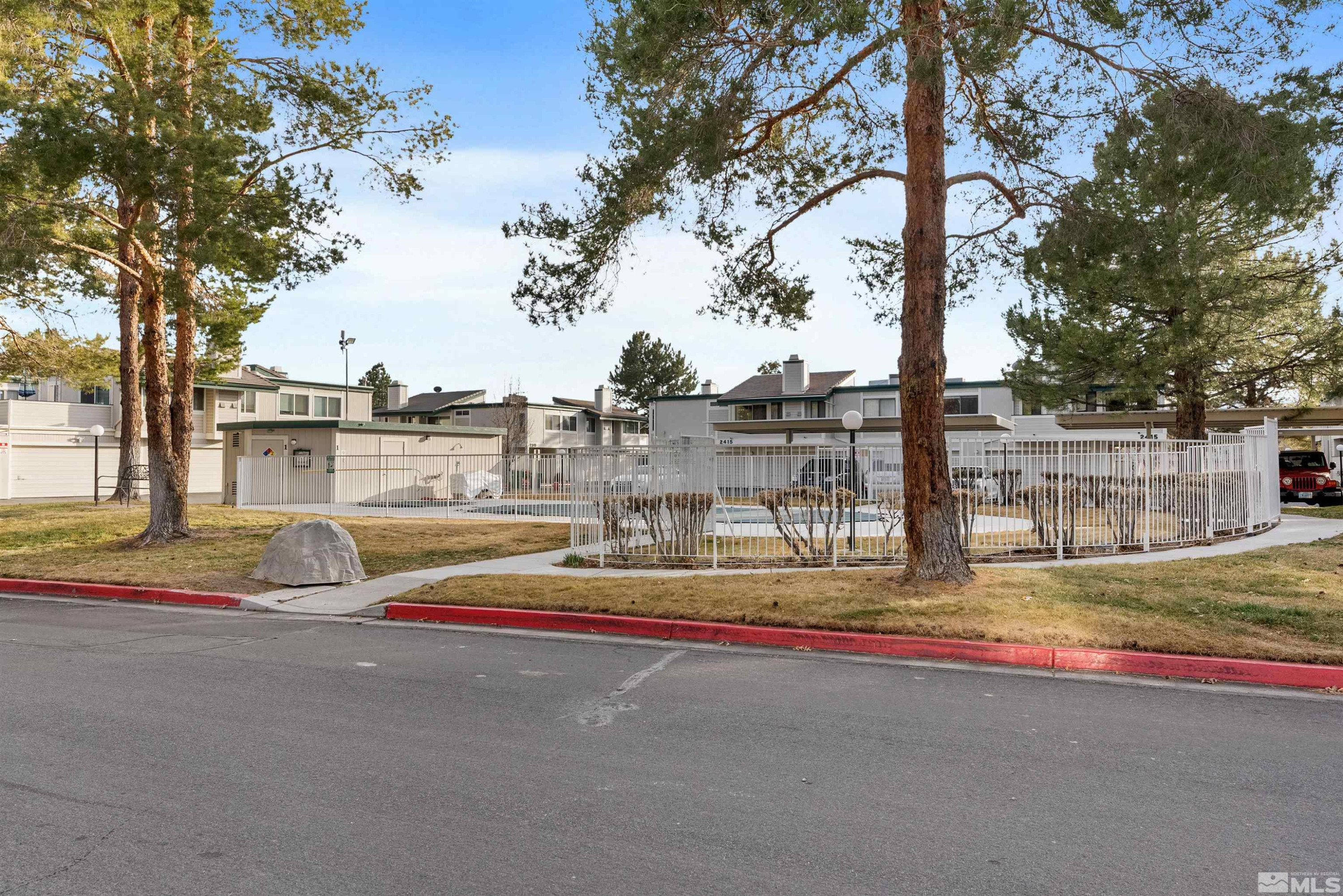 2445 Sycamore Glen Drive, 6