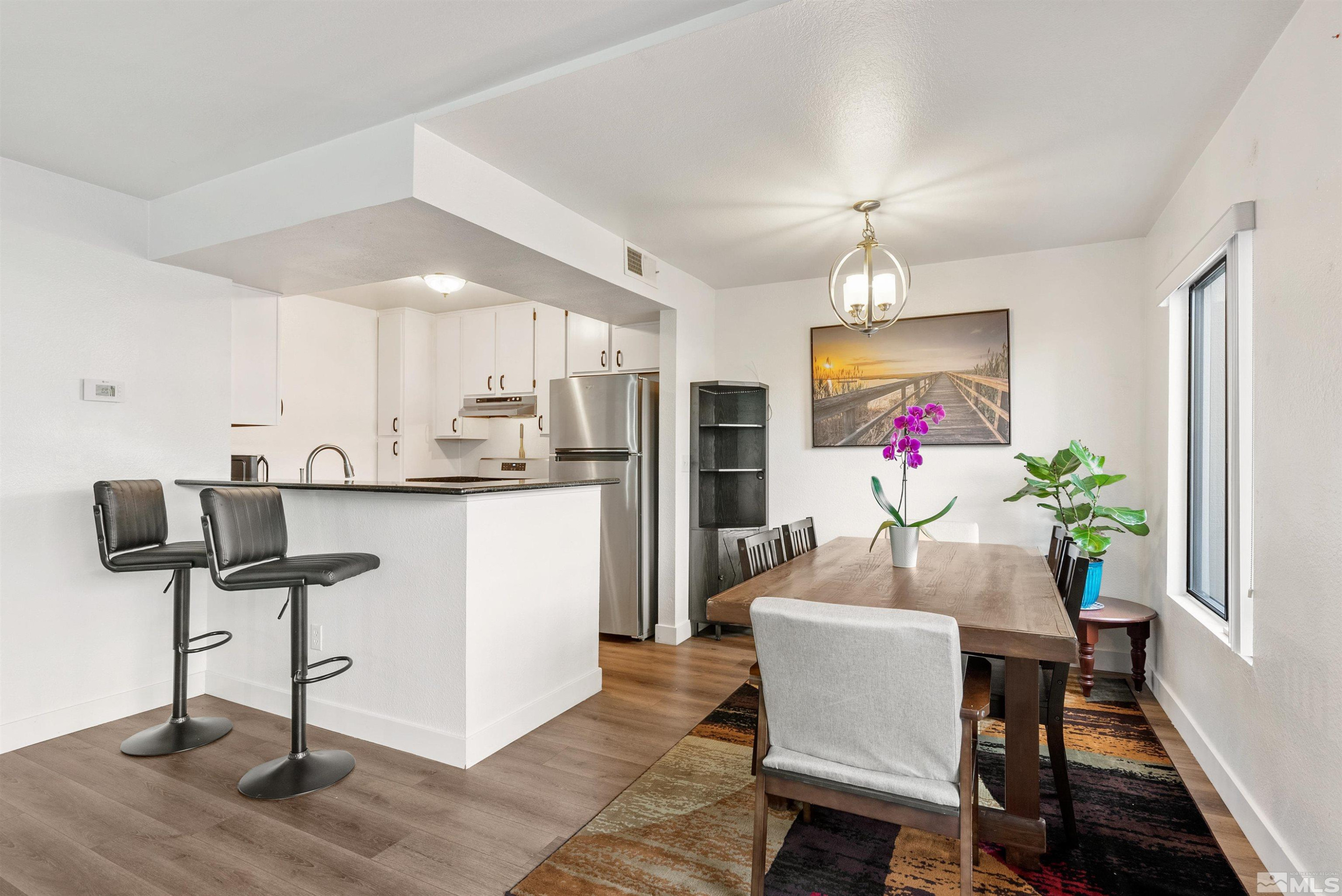 2445 Sycamore Glen Drive, 6