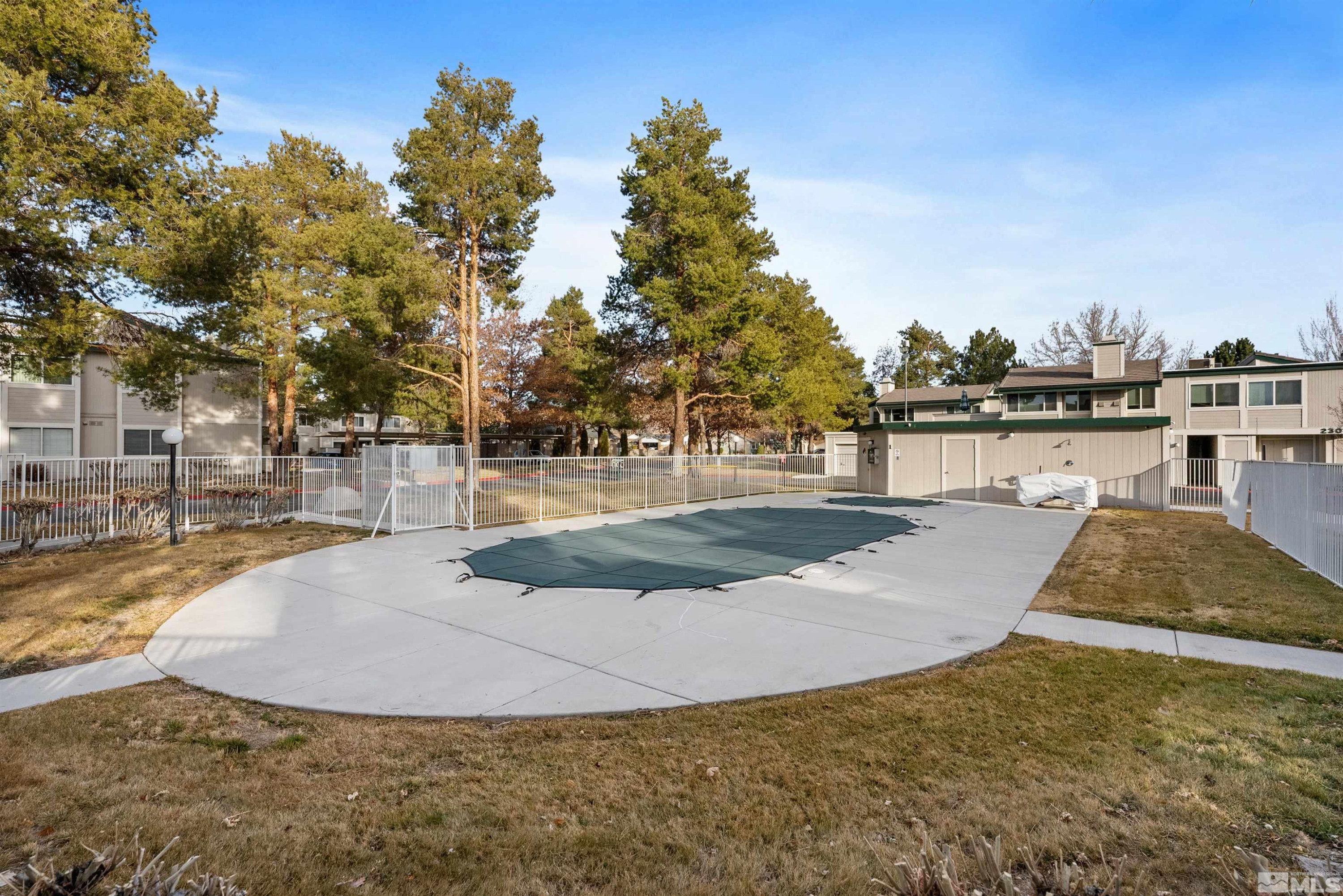 2445 Sycamore Glen Drive, 6