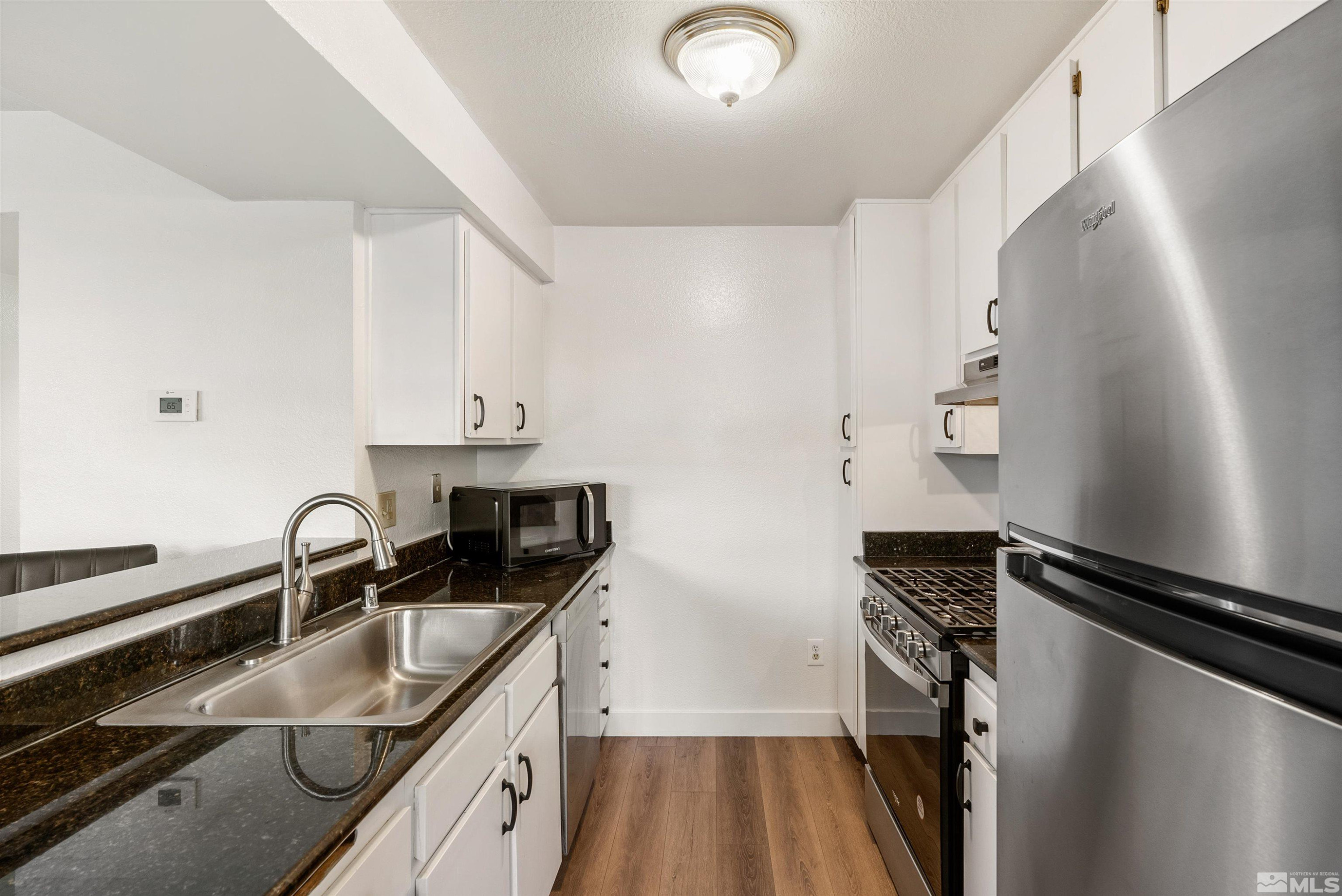2445 Sycamore Glen Drive, 6